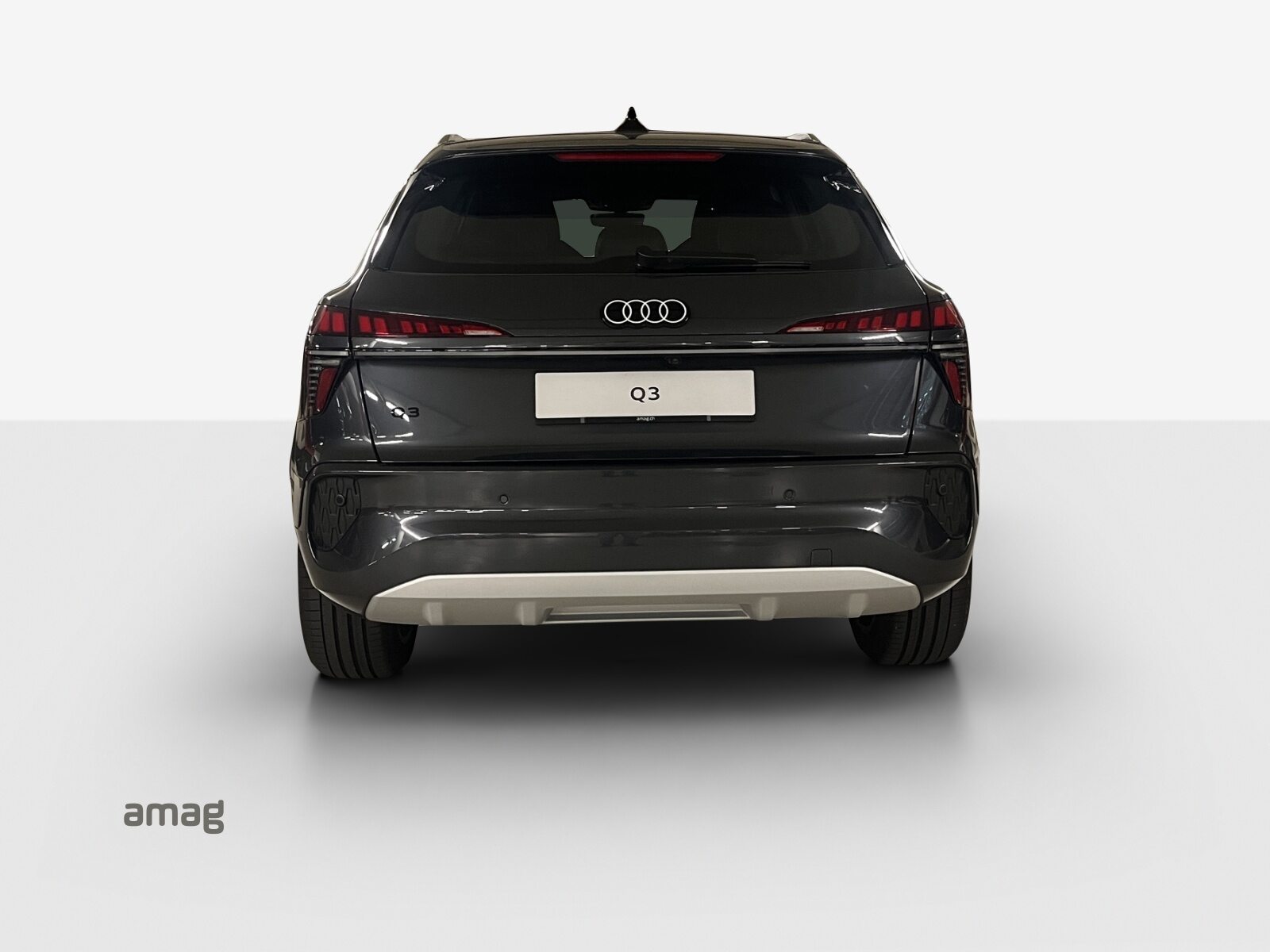 AUDI Q3 SUV TFSI 110 kW, Benzin, Vorführwagen, Automatik - 4