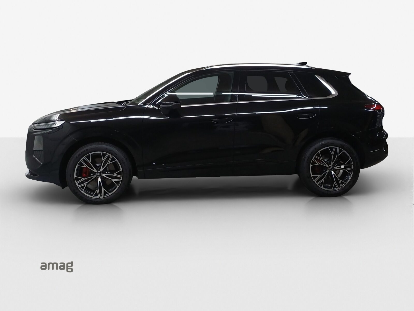 AUDI Q3 SUV TFSI 150 kW, Benzin, Vorführwagen, Automatik - 2