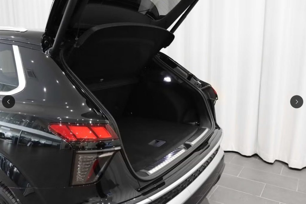 AUDI Q3 1.5 e-hybrid S-Tronic S-Line, Hybride Rechargeable Essence/Électricité, Voiture de démonstration, Automatique - 2
