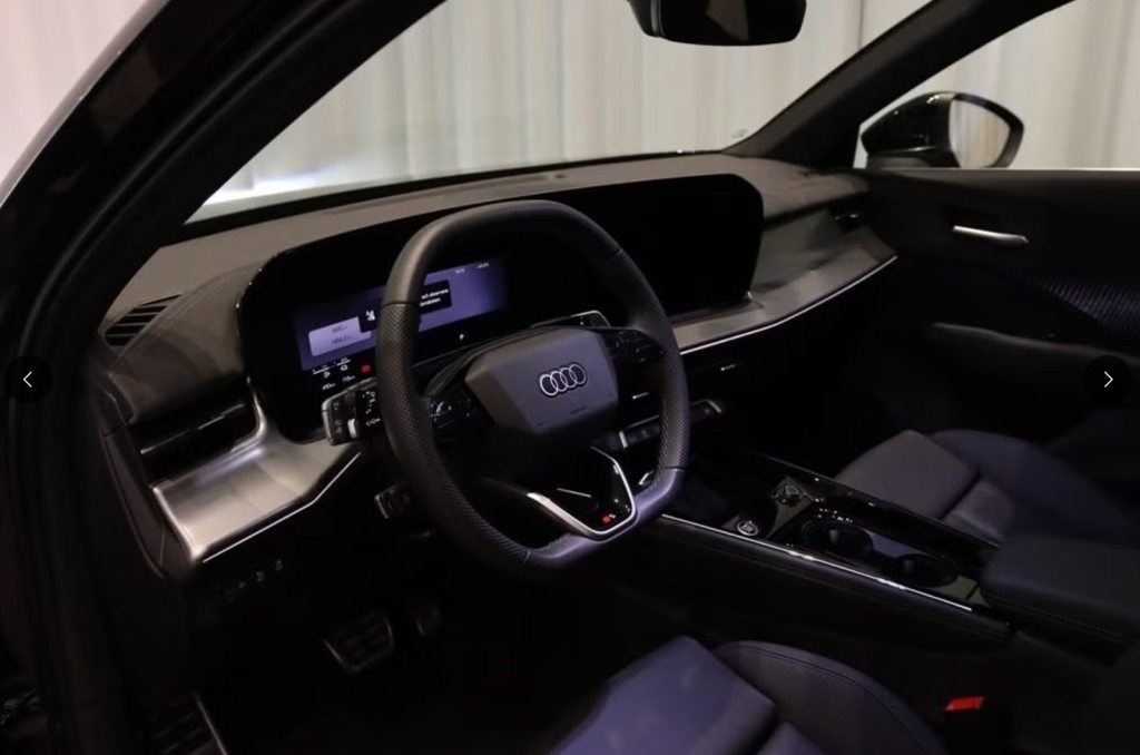 AUDI Q3 1.5 e-hybrid S-Tronic S-Line, Hybride Rechargeable Essence/Électricité, Voiture de démonstration, Automatique - 4