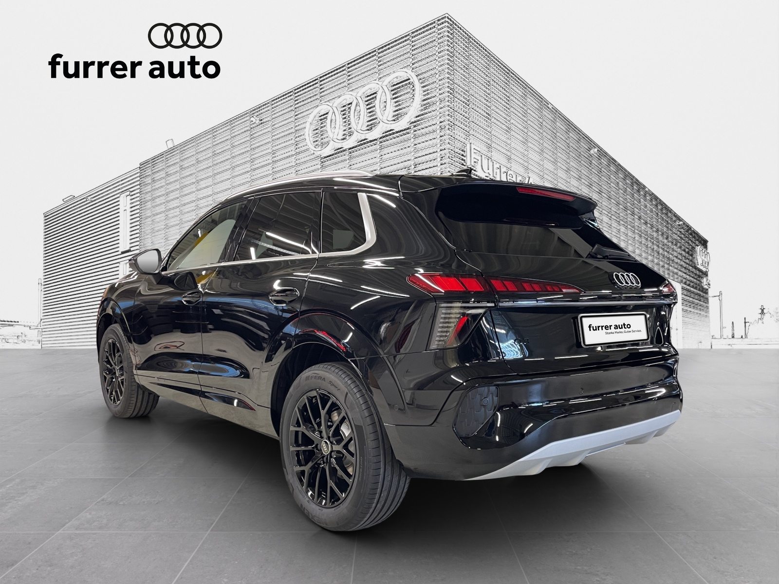 AUDI Q3 SUV TFSI 110 kW, Benzina, Auto nuove, Automatico - 3