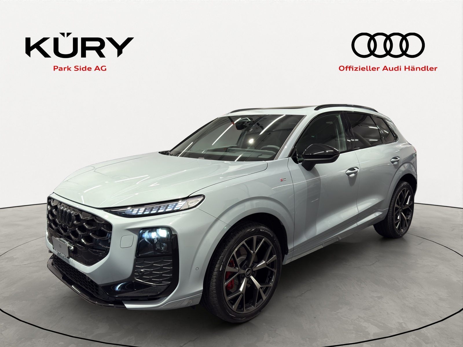 AUDI Q3 SUV TFSI 195 kW, Essence, Voiture nouvelle, Automatique