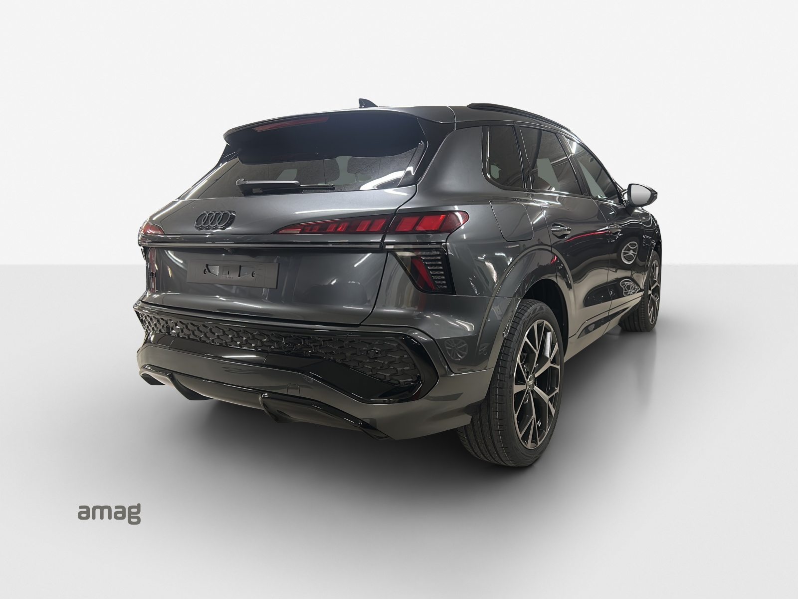 AUDI Q3 SUV TFSI 110 kW, Essence, Voiture nouvelle, Automatique - 5
