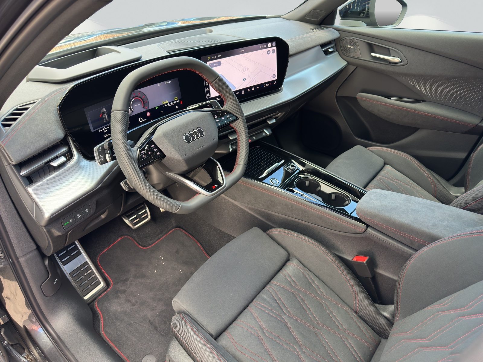 AUDI Q3 SB TFSI 195 kW, Petrol, New car, Automatic - 5