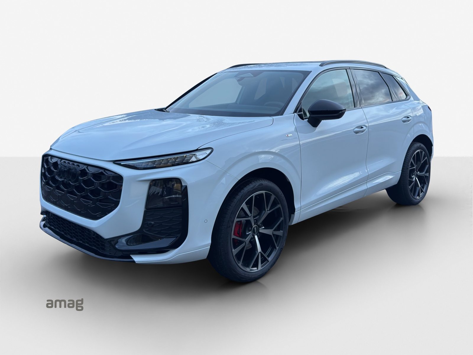 AUDI Q3 SUV TFSI 110 kW, Essence, Voiture nouvelle, Automatique