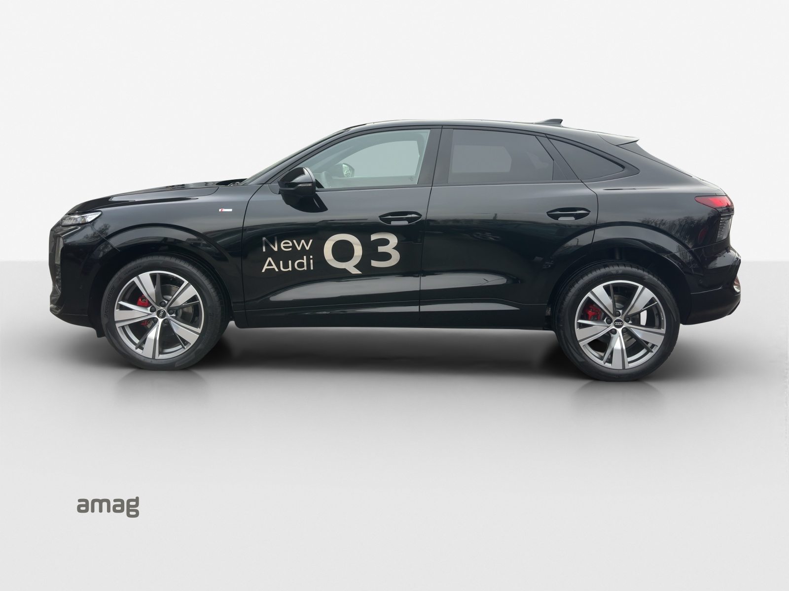 AUDI Q3 SB TFSI 110 kW, Benzin, Neuwagen, Automat - 2