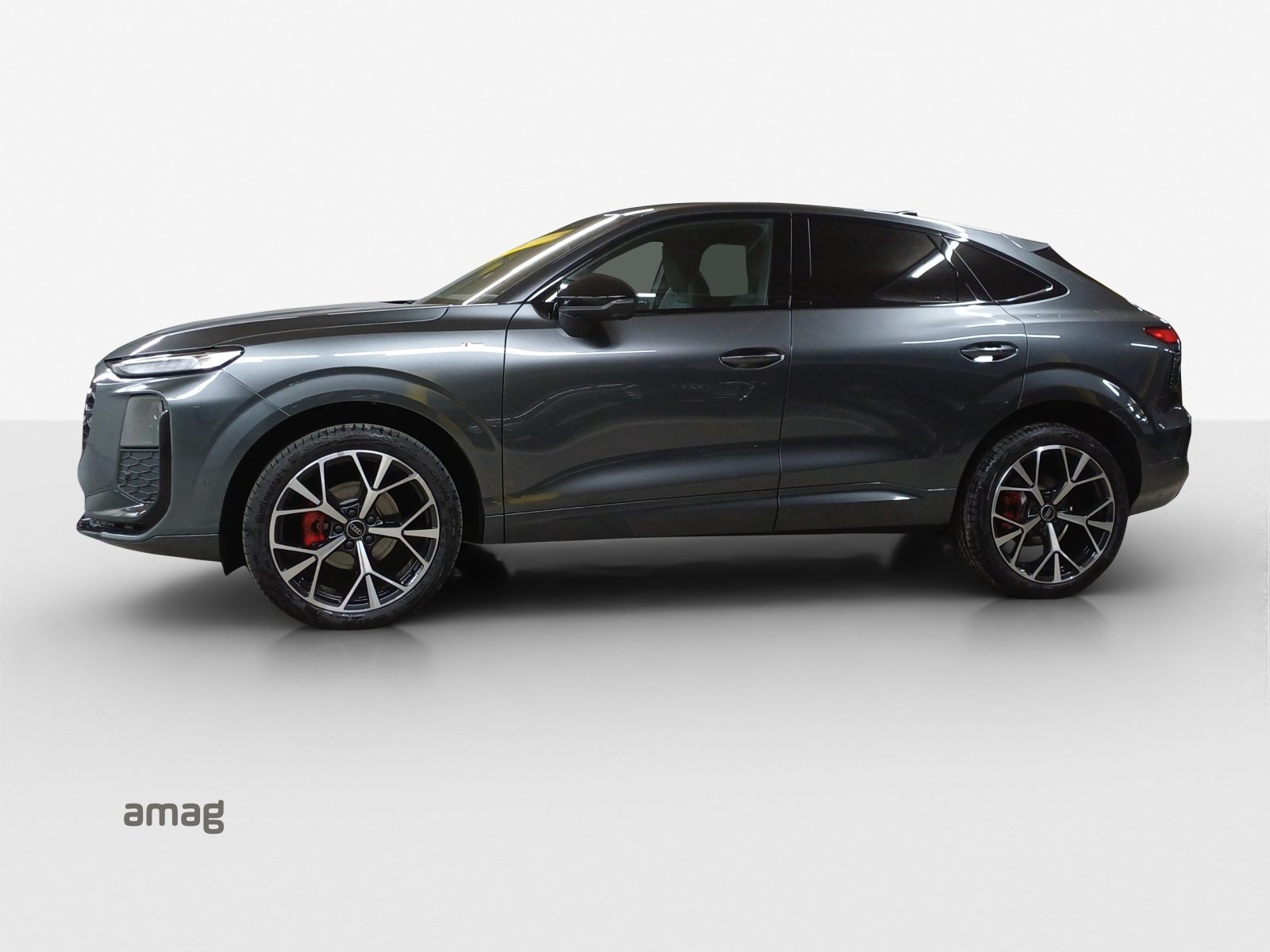 AUDI Q3 SB TFSI 110 kW, Petrol, New car, Automatic - 2