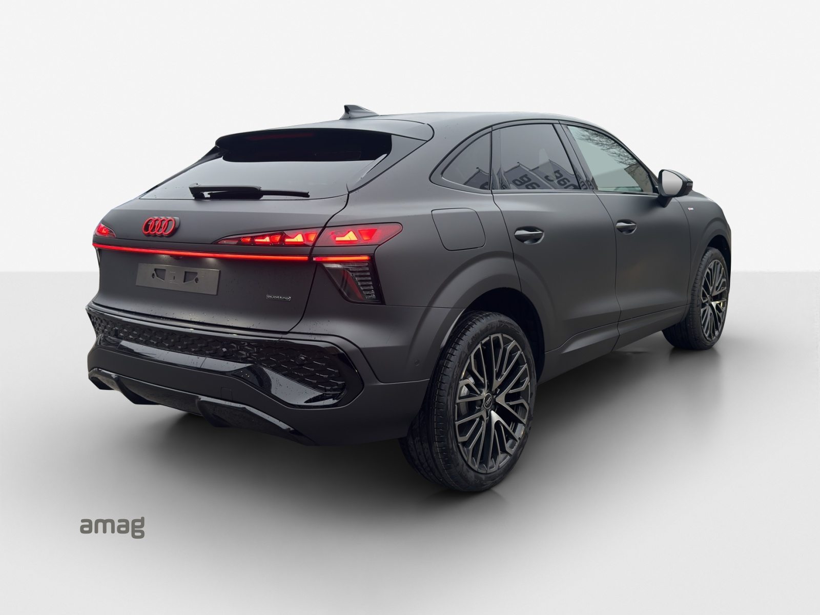 AUDI Q3 SB TFSI 195 kW, Benzina, Auto nuove, Automatico - 5