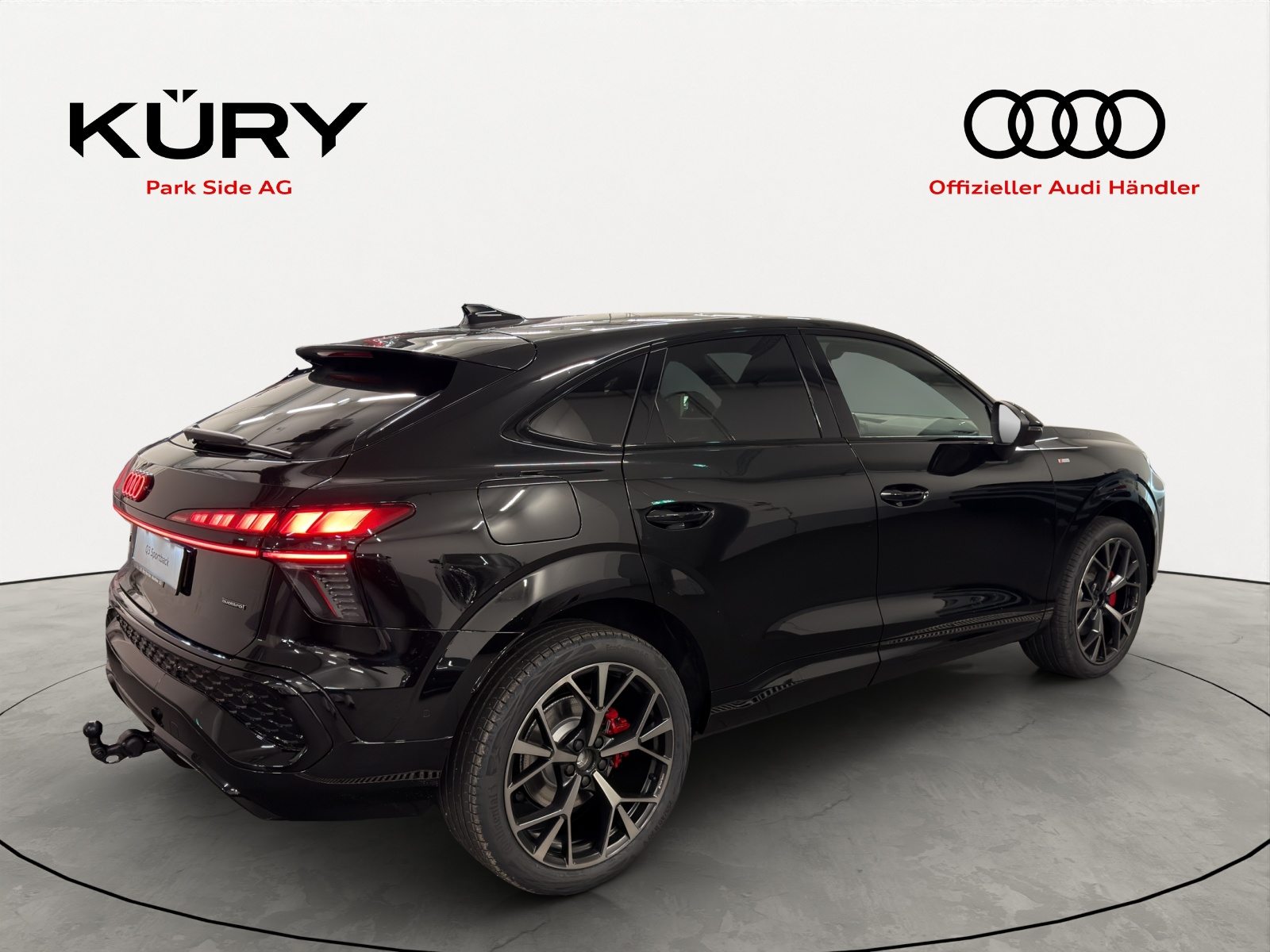 AUDI Q3 SB TFSI 195 kW, Benzin, Neuwagen, Automat - 4