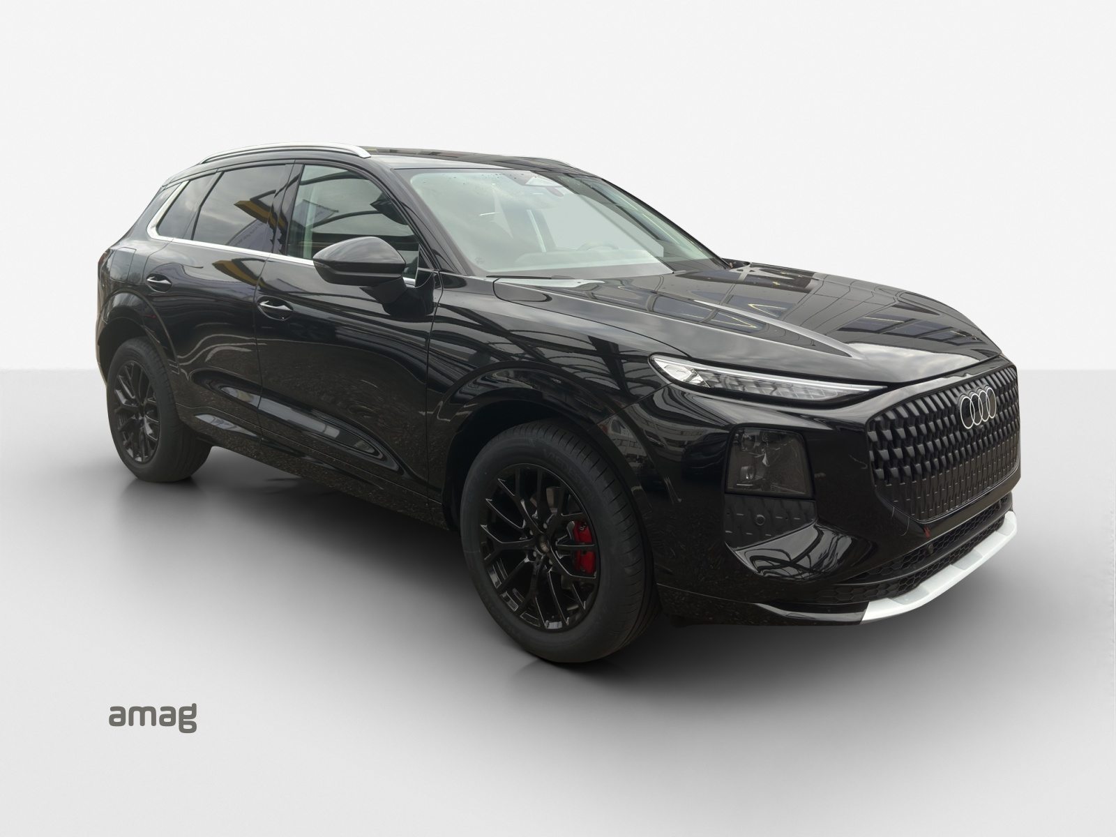 AUDI Q3 SUV TFSI 110 kW, Petrol, New car, Automatic - 6