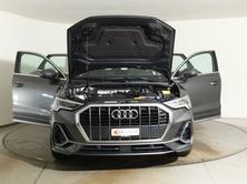 AUDI Q3 35 TFSI S line S-tronic, Mild-Hybrid Petrol/Electric, Second hand / Used, Automatic - 7