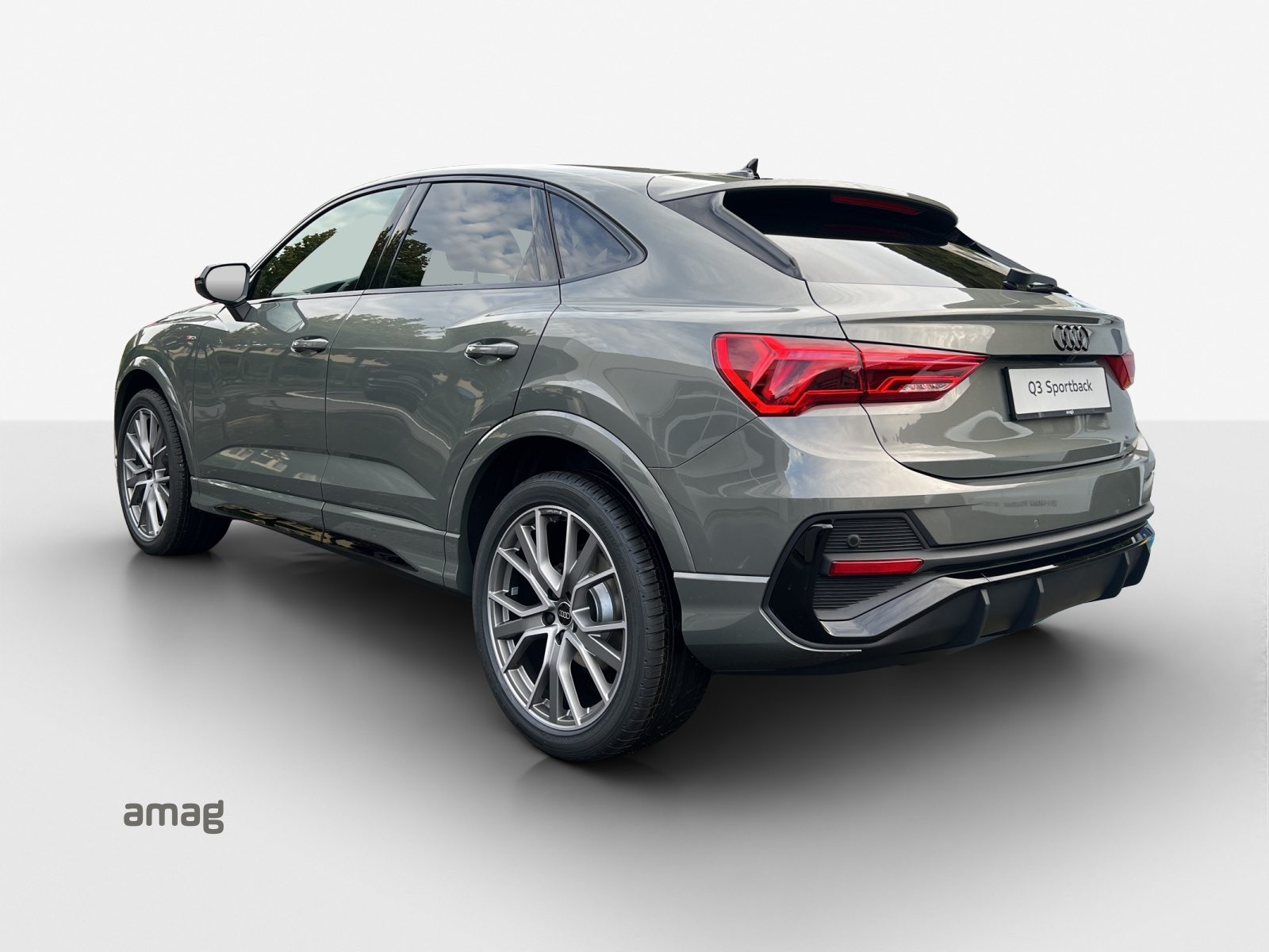 AUDI Q3 Sportback 35 TFSI S line Attraction, Essence, Occasion / Utilisé, Automatique - 3