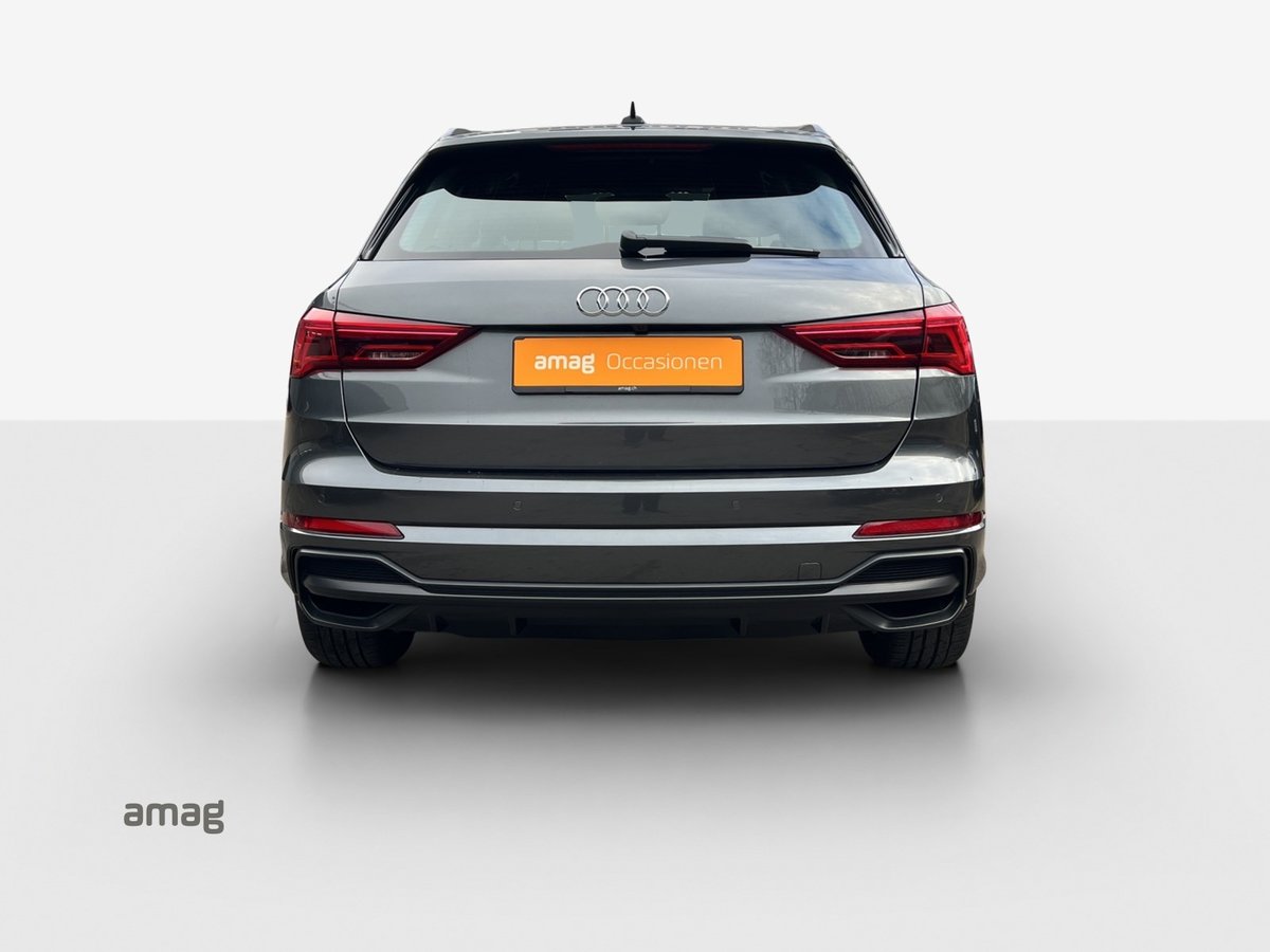 AUDI Q3 35 TFSI S line Attraction S-tronic, Benzin, Occasion / Gebraucht, Automat - 4