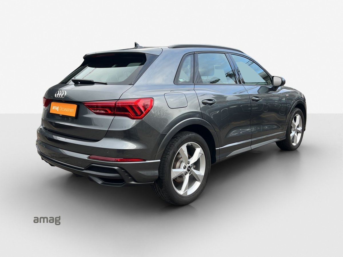 AUDI Q3 35 TFSI S line Attraction S-tronic, Benzin, Occasion / Gebraucht, Automat - 5