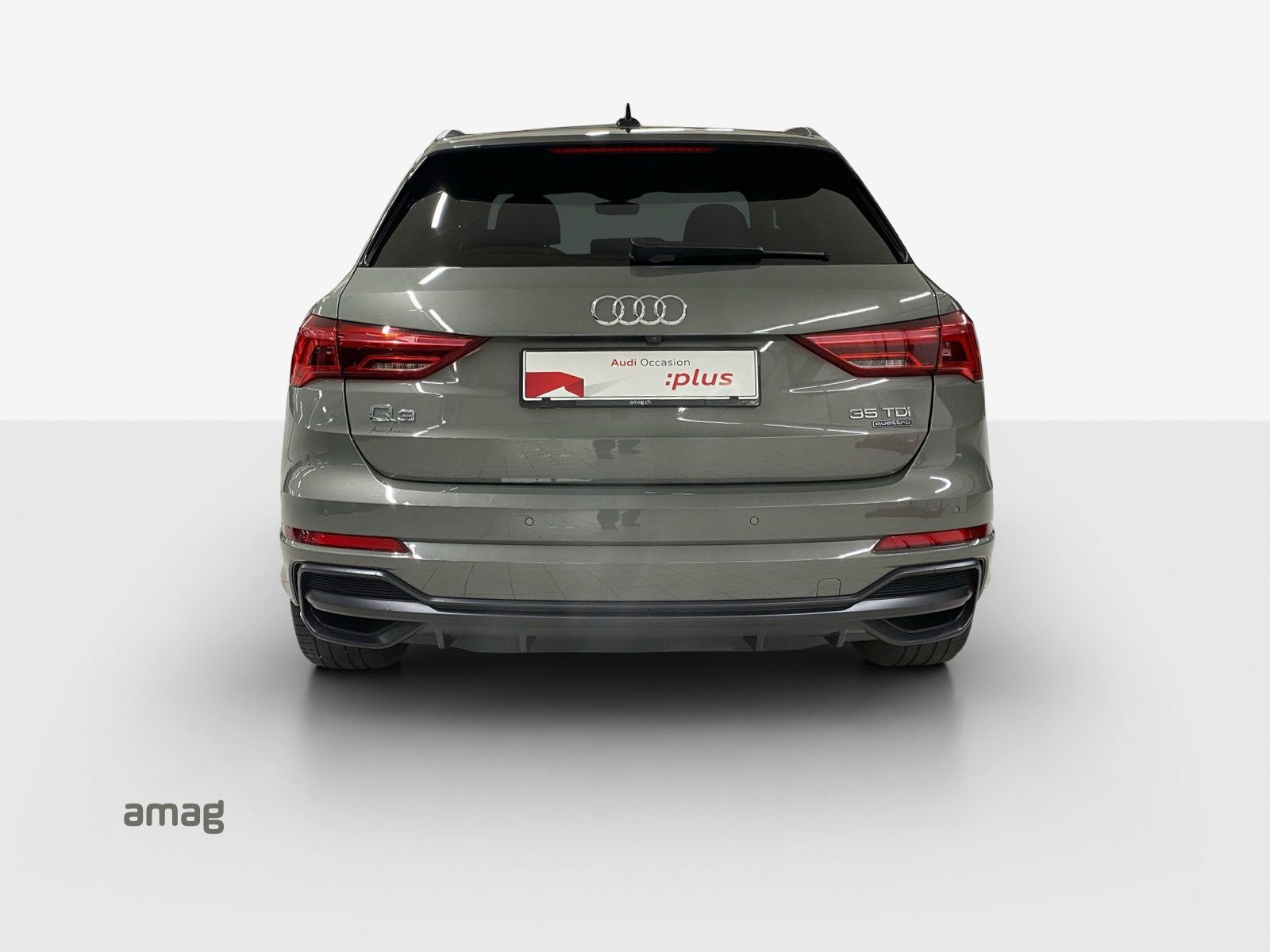 AUDI Q3 35 TDI S line Attraction, Diesel, Second hand / Used, Automatic - 4