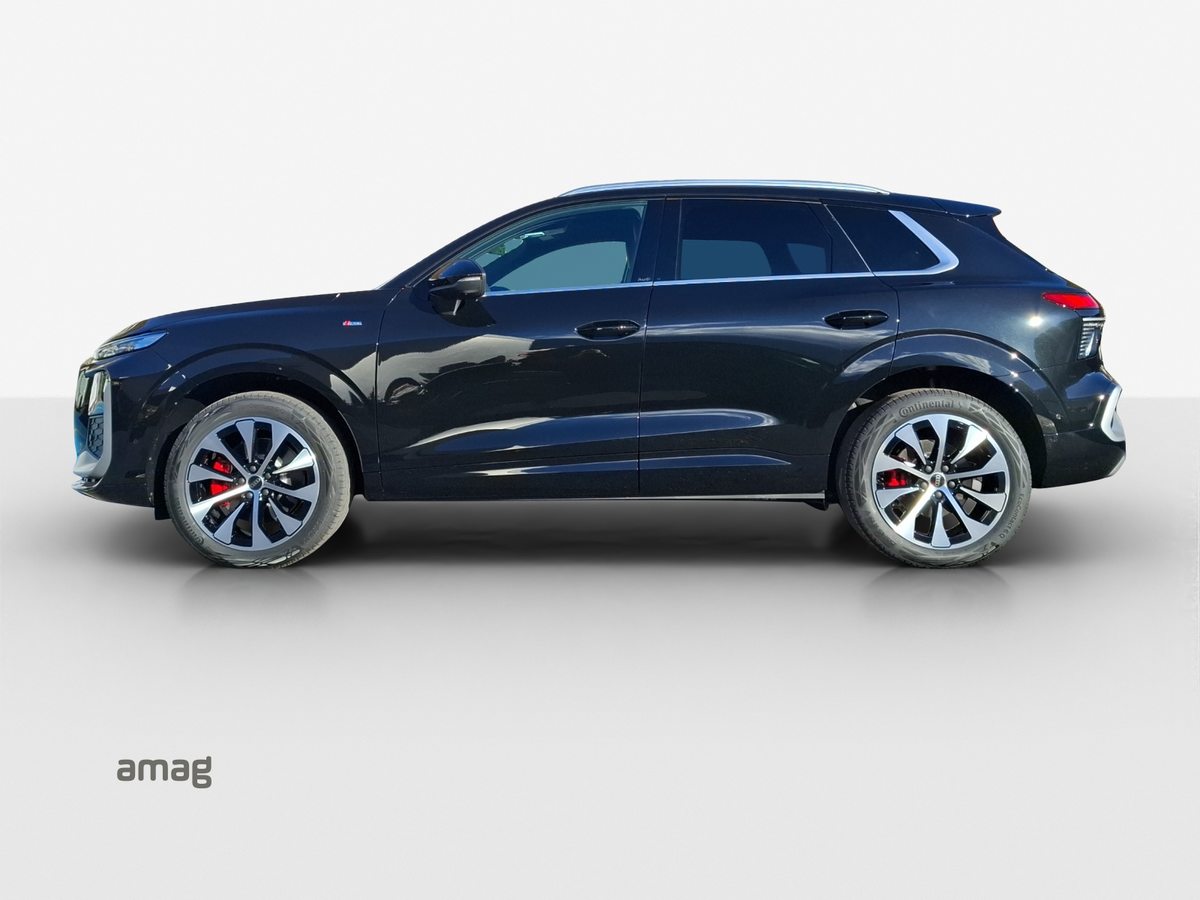 AUDI Q3 SUV TFSI 195 kW, Essence, Occasion / Utilisé, Automatique - 2