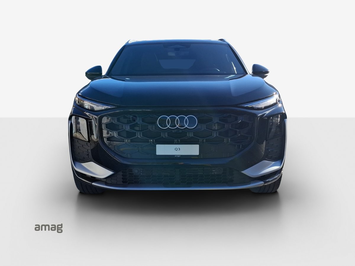 AUDI Q3 SUV TFSI 195 kW, Essence, Occasion / Utilisé, Automatique - 7