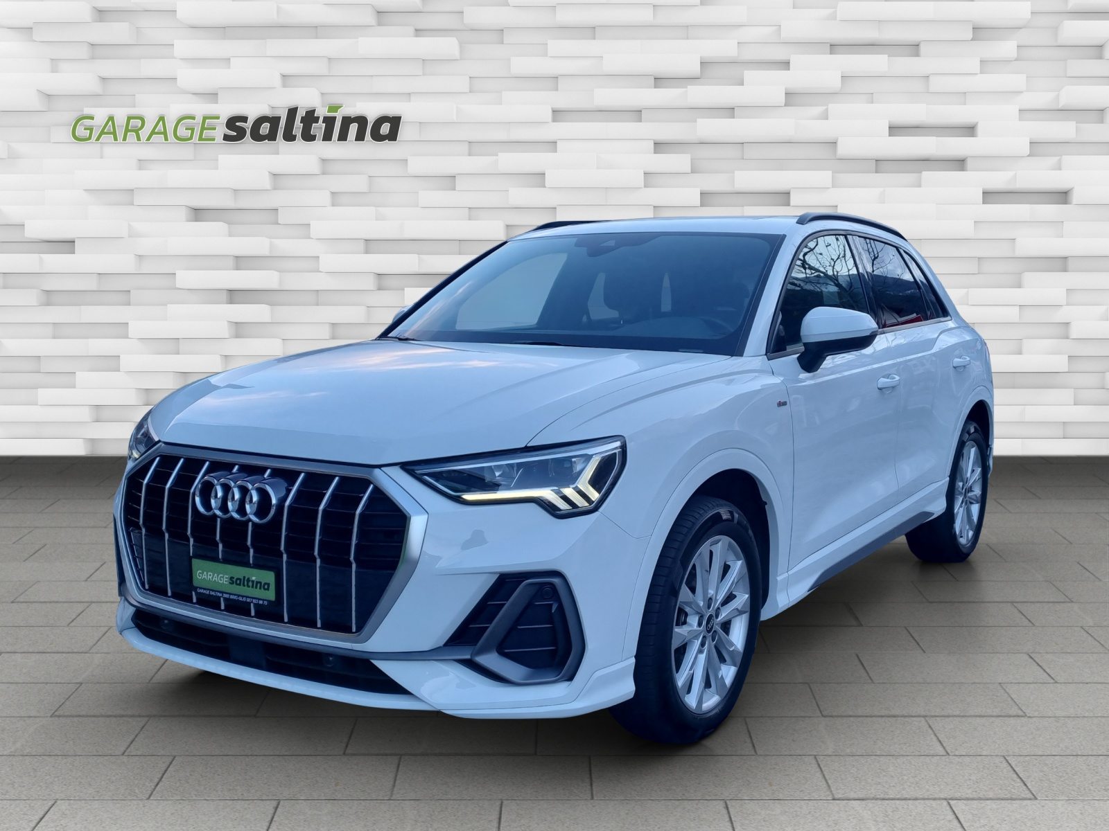 AUDI Q3 35 TFSI S line Attraction, Petrol, Second hand / Used, Automatic