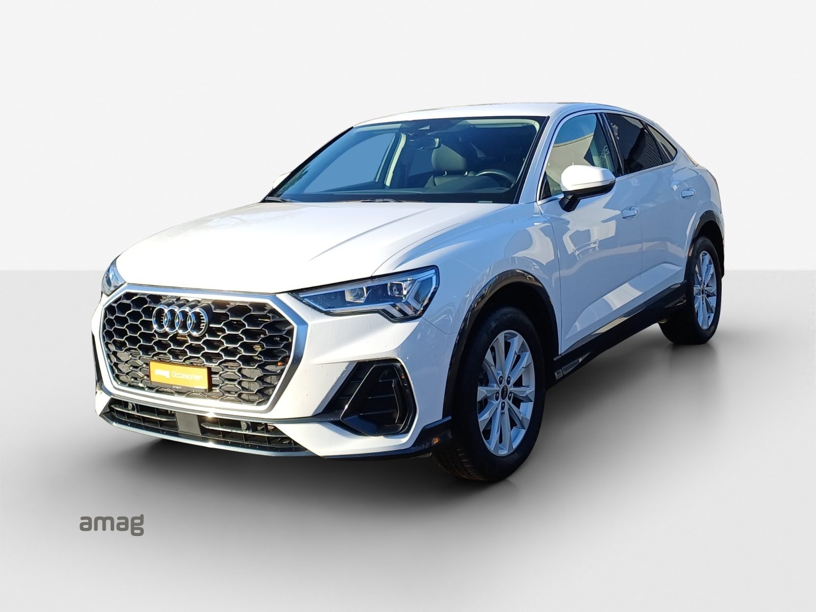 AUDI Q3 Sportback 35 TFSI Attraction, Benzin, Occasion / Gebraucht, Automat