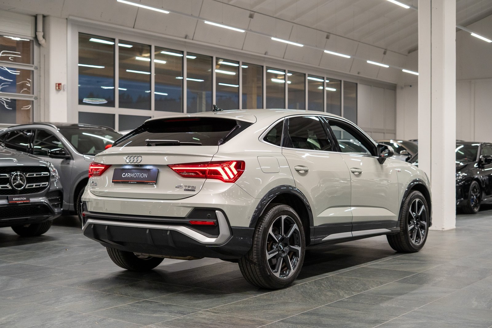 AUDI Q3 Sportback 2.0 45 TFSI S line quattro S-Tronic / CH-Fahrze, Petrol, Second hand / Used, Automatic - 4