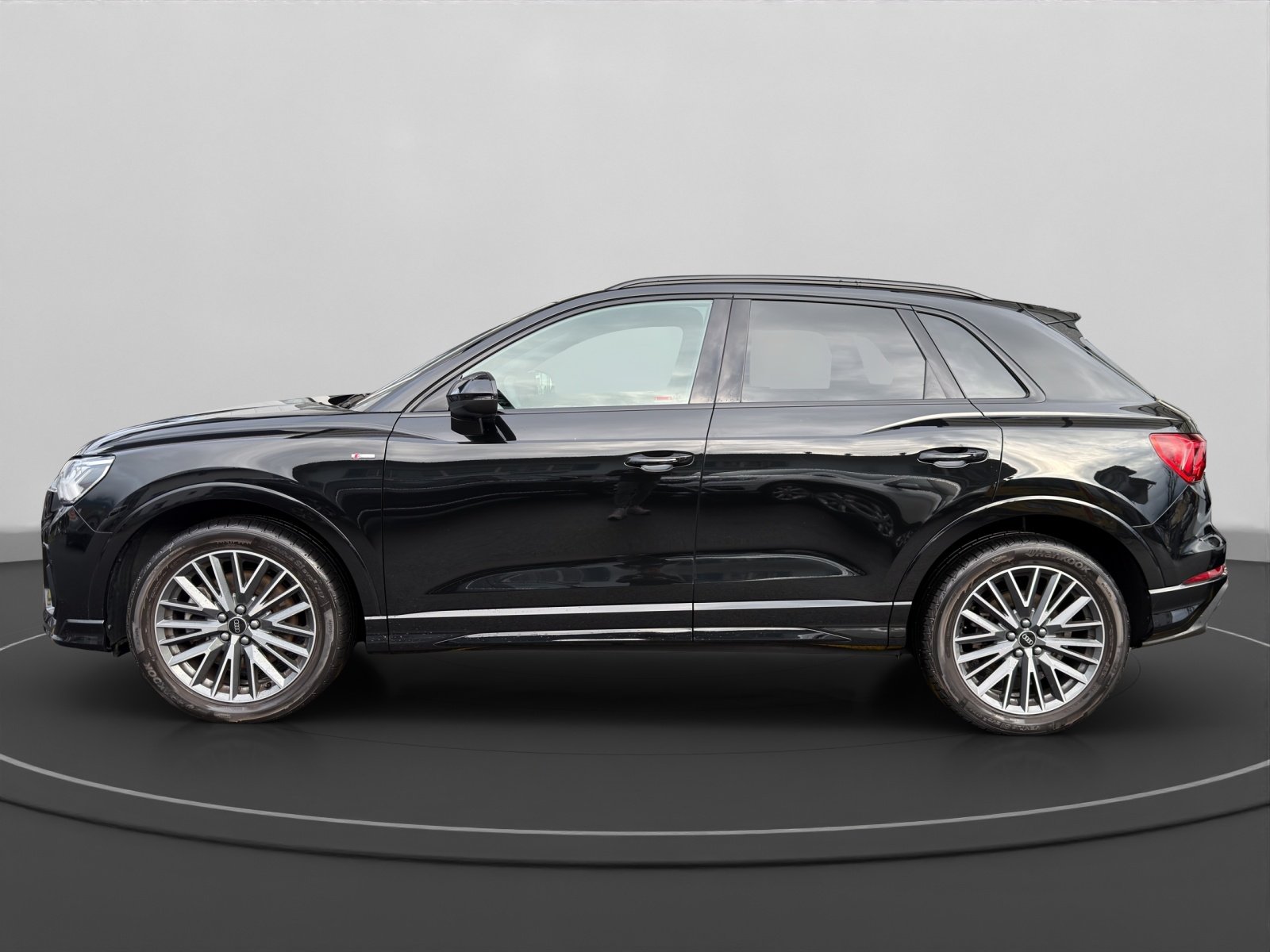 AUDI Q3 2.0 40 TFSI S line quattro S-Tronic, Essence, Occasion / Utilisé, Automatique - 2