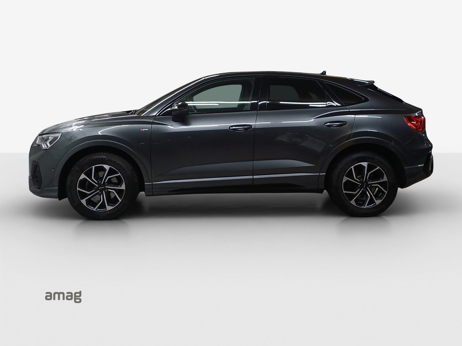 AUDI Q3 Sportback 35 TFSI S line Attraction, Petrol, Second hand / Used, Automatic - 2