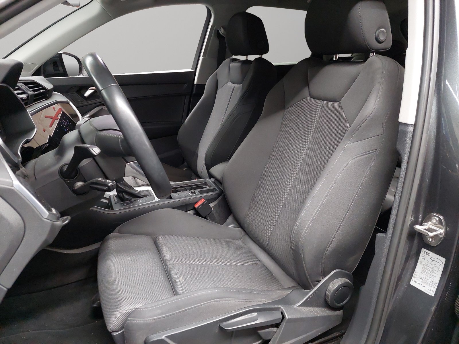 AUDI Q3 35 TDI S line quattro S-tronic, Diesel, Second hand / Used, Automatic - 6