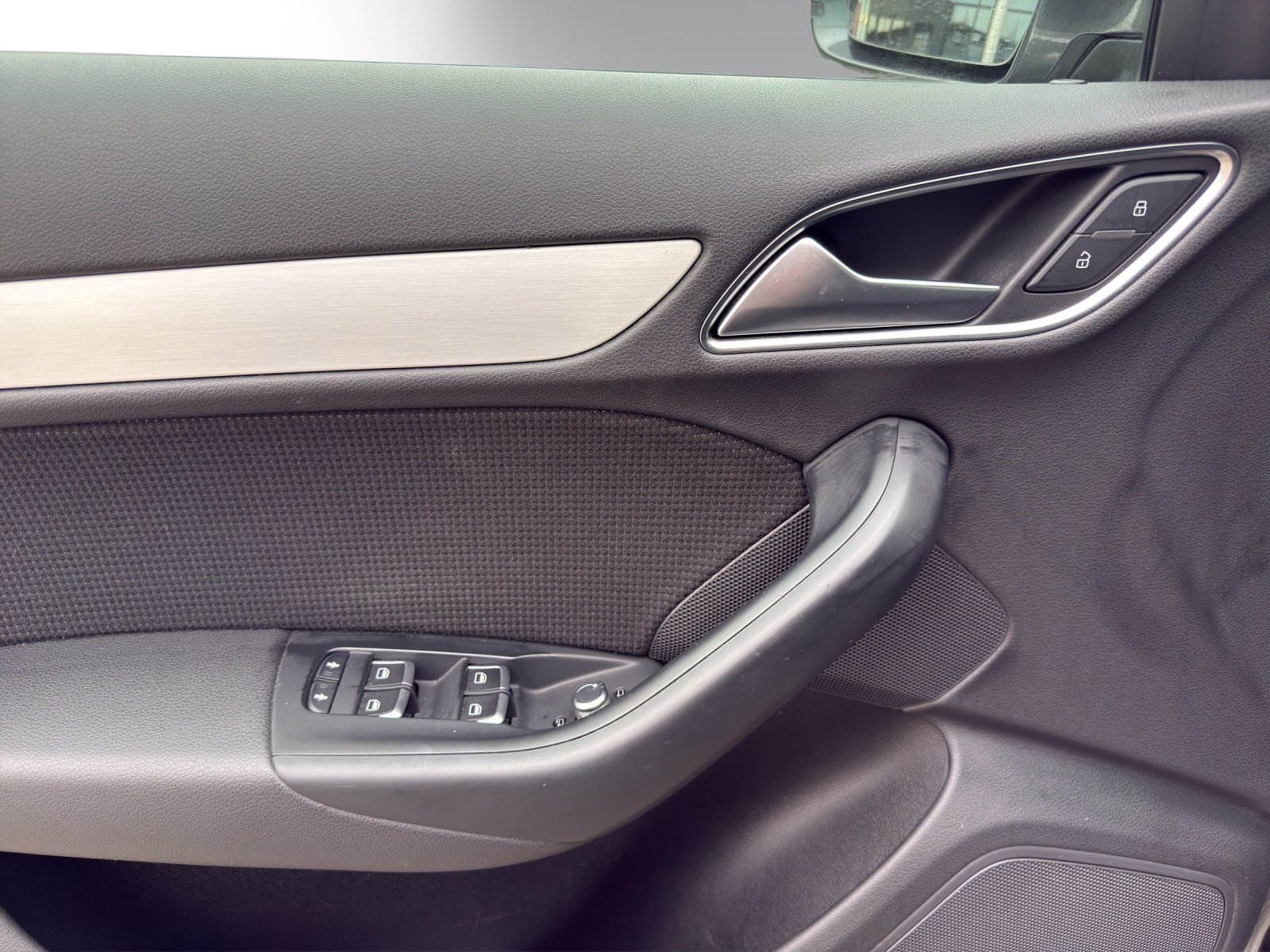 AUDI Q3 2.0 TFSI quattro, Benzina, Occasioni / Usate, Automatico - 6