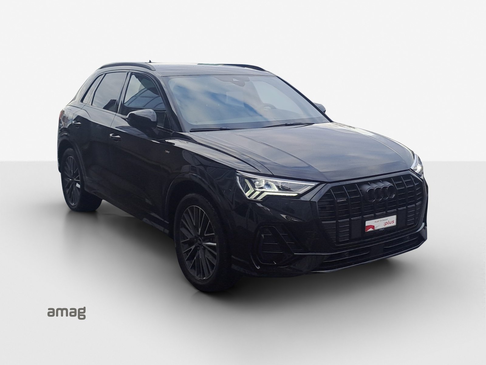 AUDI Q3 40 TFSI S line, Essence, Occasion / Utilisé, Automatique - 6