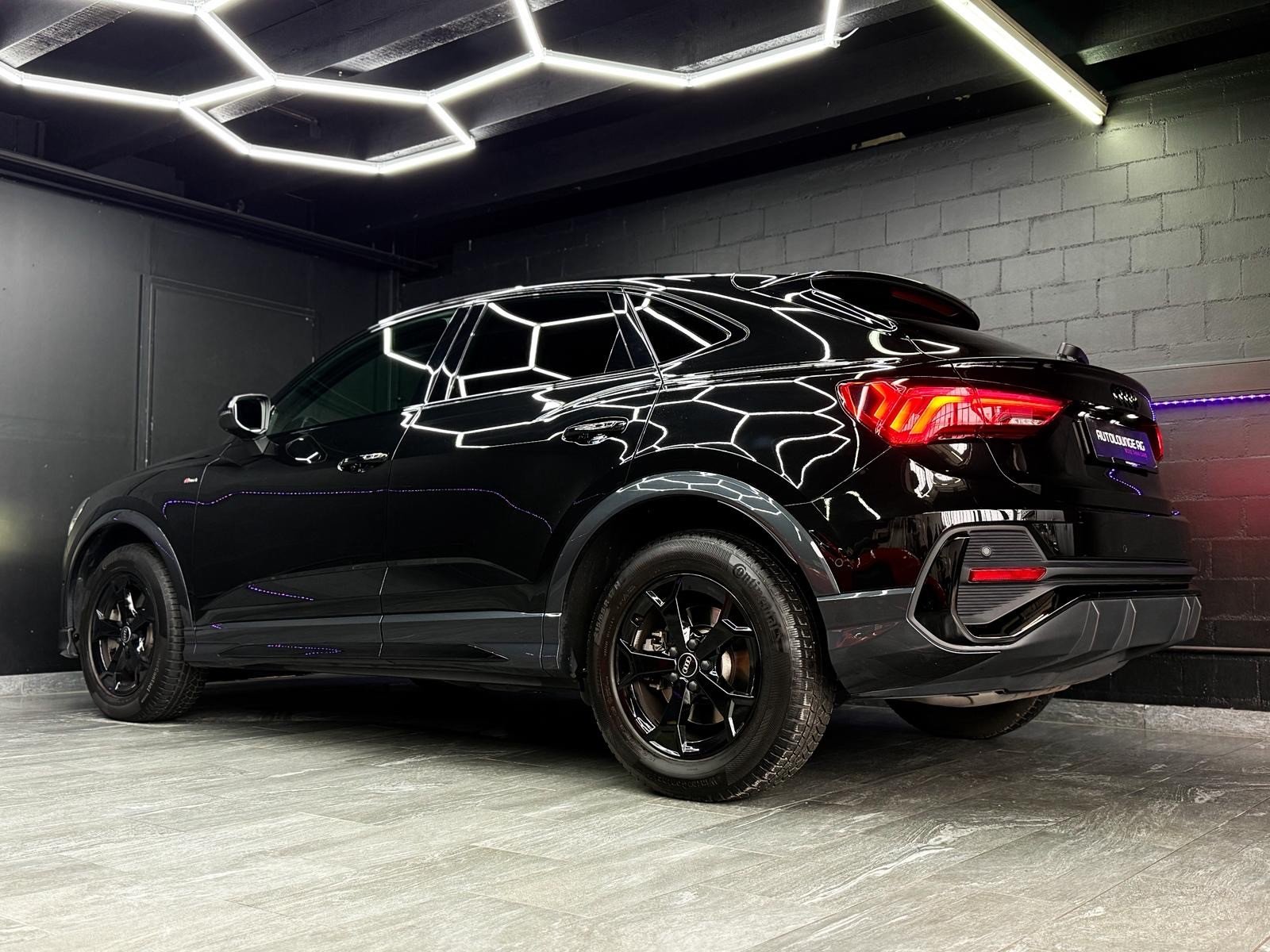 AUDI Q3 Sportback 45 TFSI S line quattro S-tronic, Benzin, Occasion / Gebraucht, Automat - 5