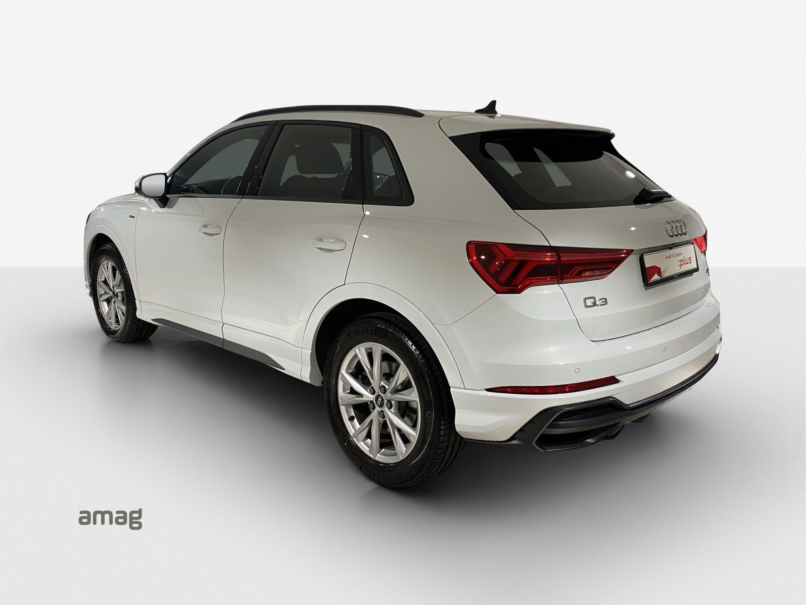 AUDI Q3 40 TDI S line Attraction, Diesel, Occasion / Gebraucht, Automat - 3