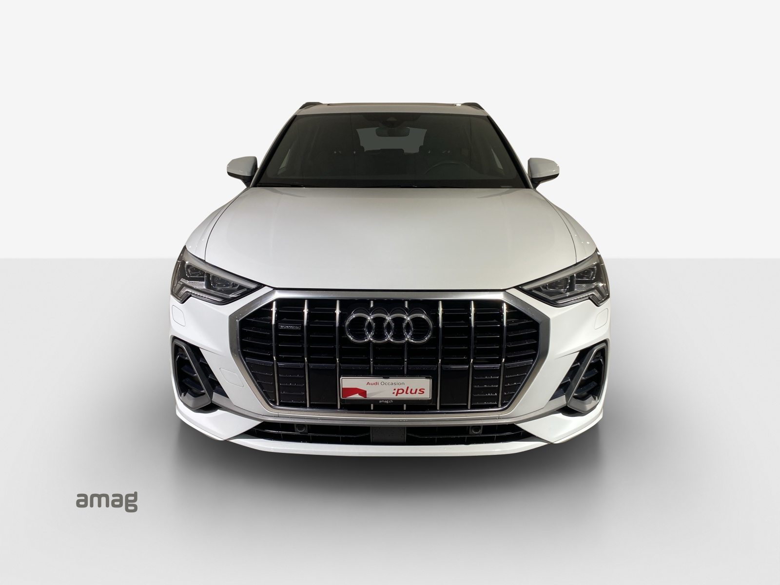 AUDI Q3 40 TDI S line Attraction, Diesel, Occasion / Gebraucht, Automat - 7