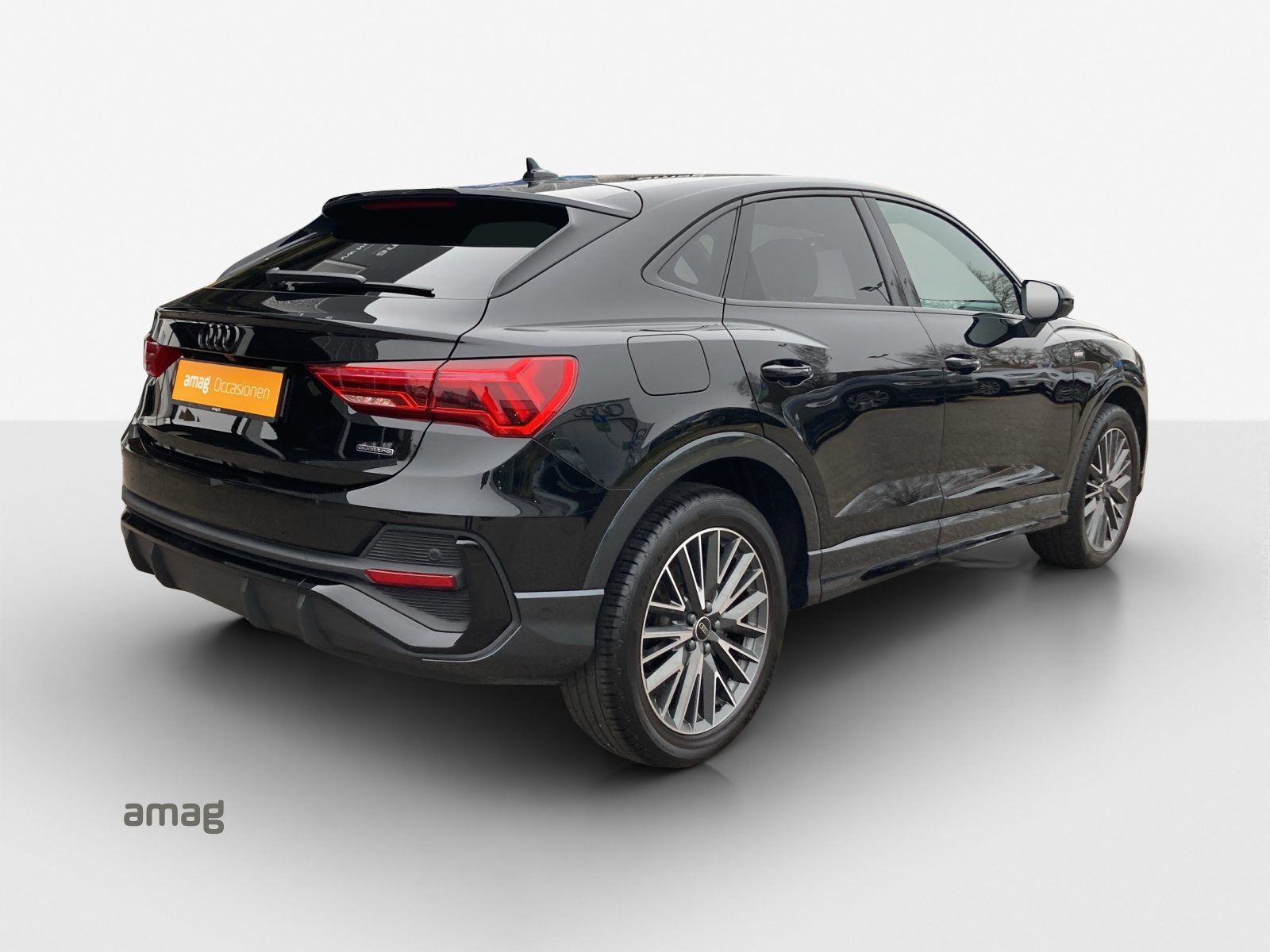 AUDI Q3 Sportback 40 TFSI S line, Essence, Occasion / Utilisé, Automatique - 5