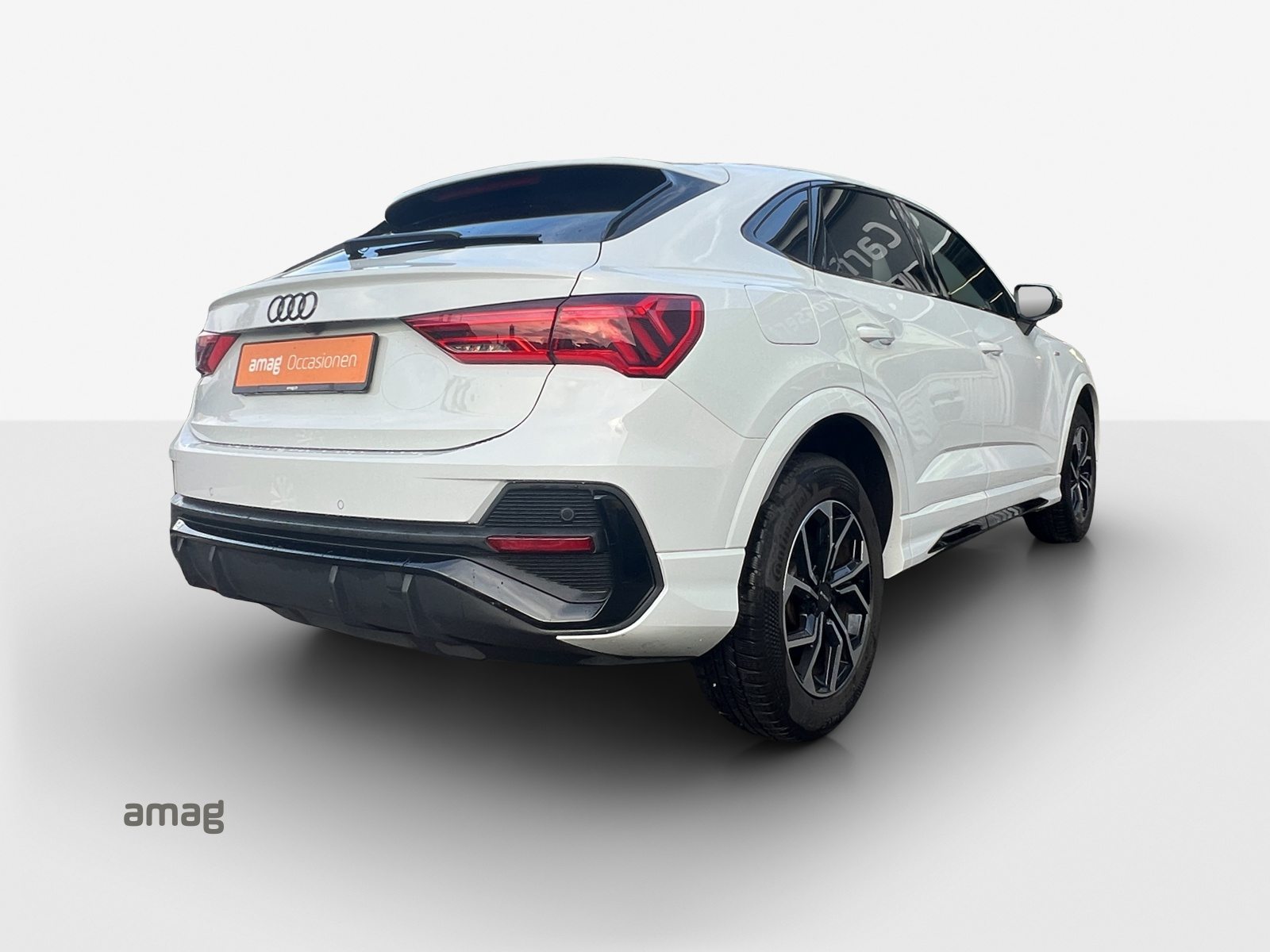 AUDI Q3 Sportback 45 TFSI e S line Attraction, Voll-Hybrid Benzin/Elektro, Occasion / Gebraucht, Automat - 5