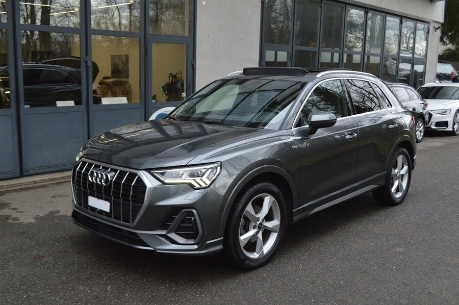 AUDI Q3 35 TFSI S line S-tronic I Panoramadach, Petrol, Second hand / Used, Automatic - 3