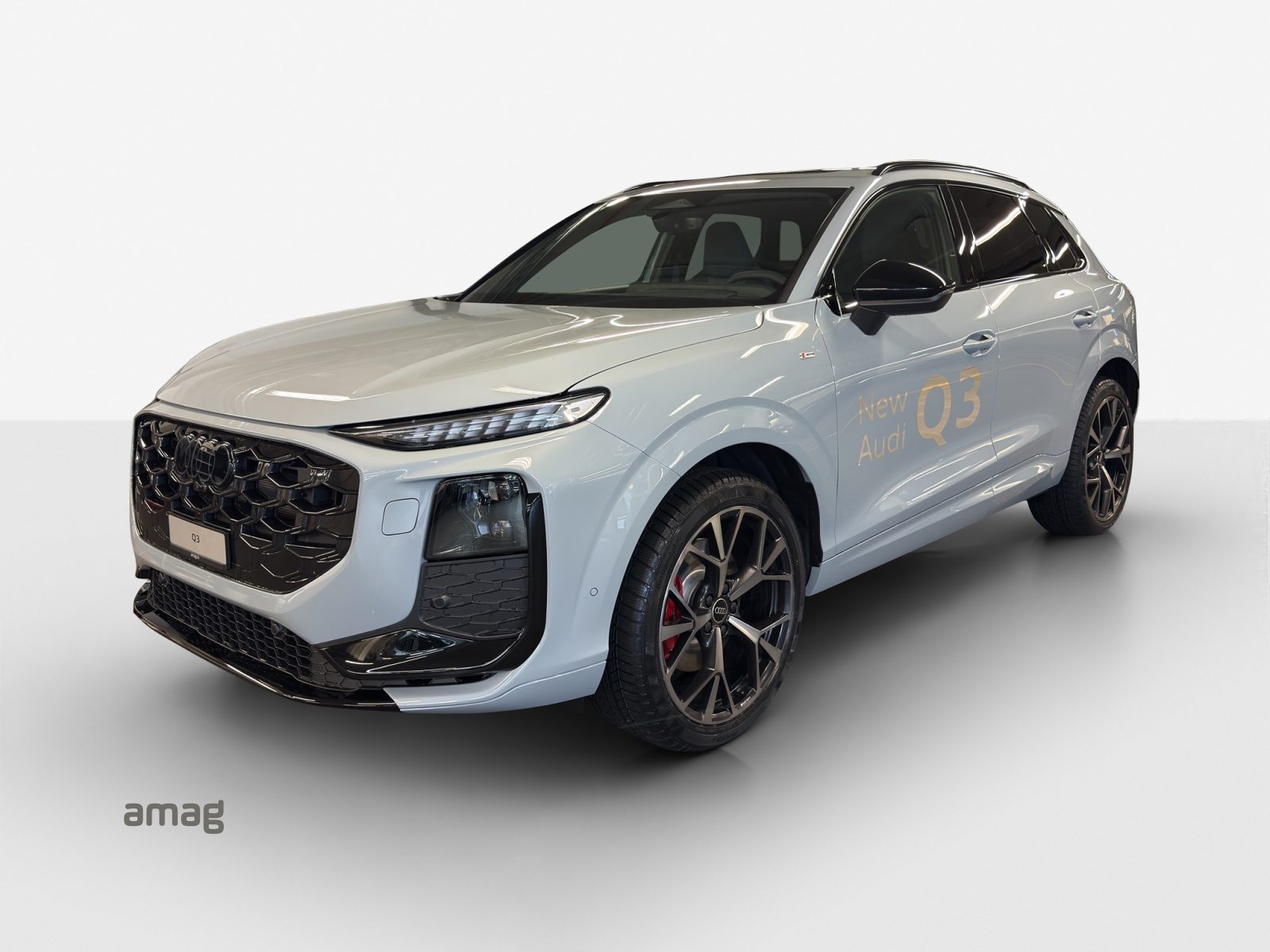 AUDI Q3 SUV TFSI 195 kW, Petrol, Ex-demonstrator, Automatic