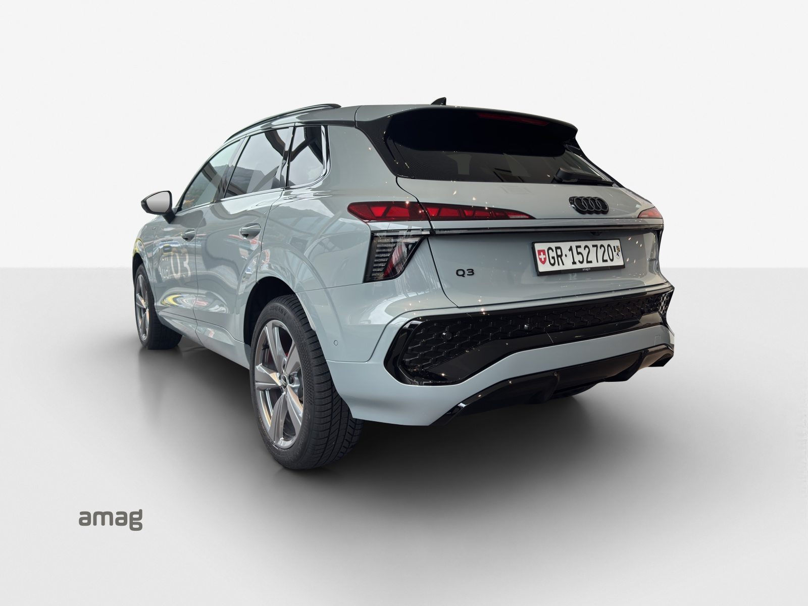 AUDI Q3 SUV TFSI 195 kW, Petrol, Ex-demonstrator, Automatic - 2