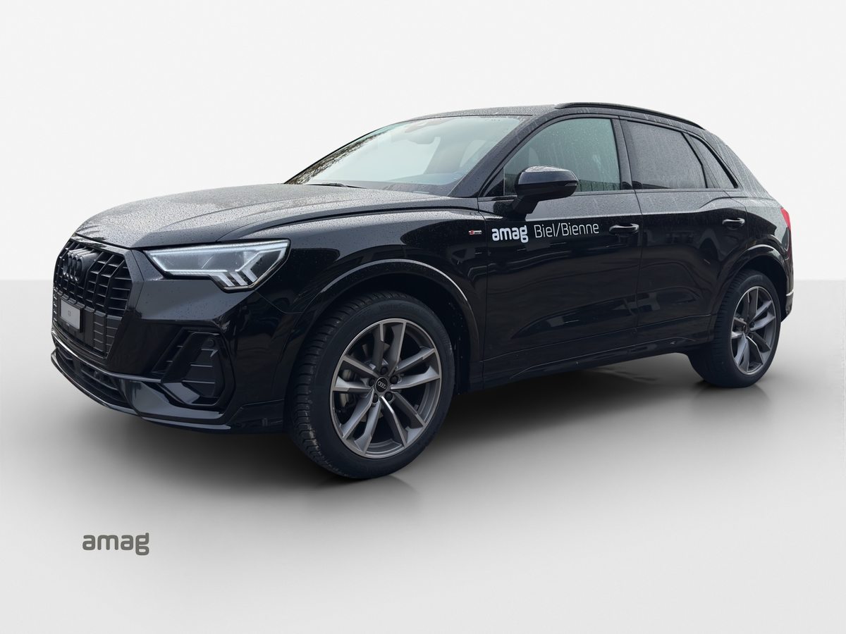 AUDI Q3 35 TFSI S line Attraction, Benzin, Vorführwagen, Automat