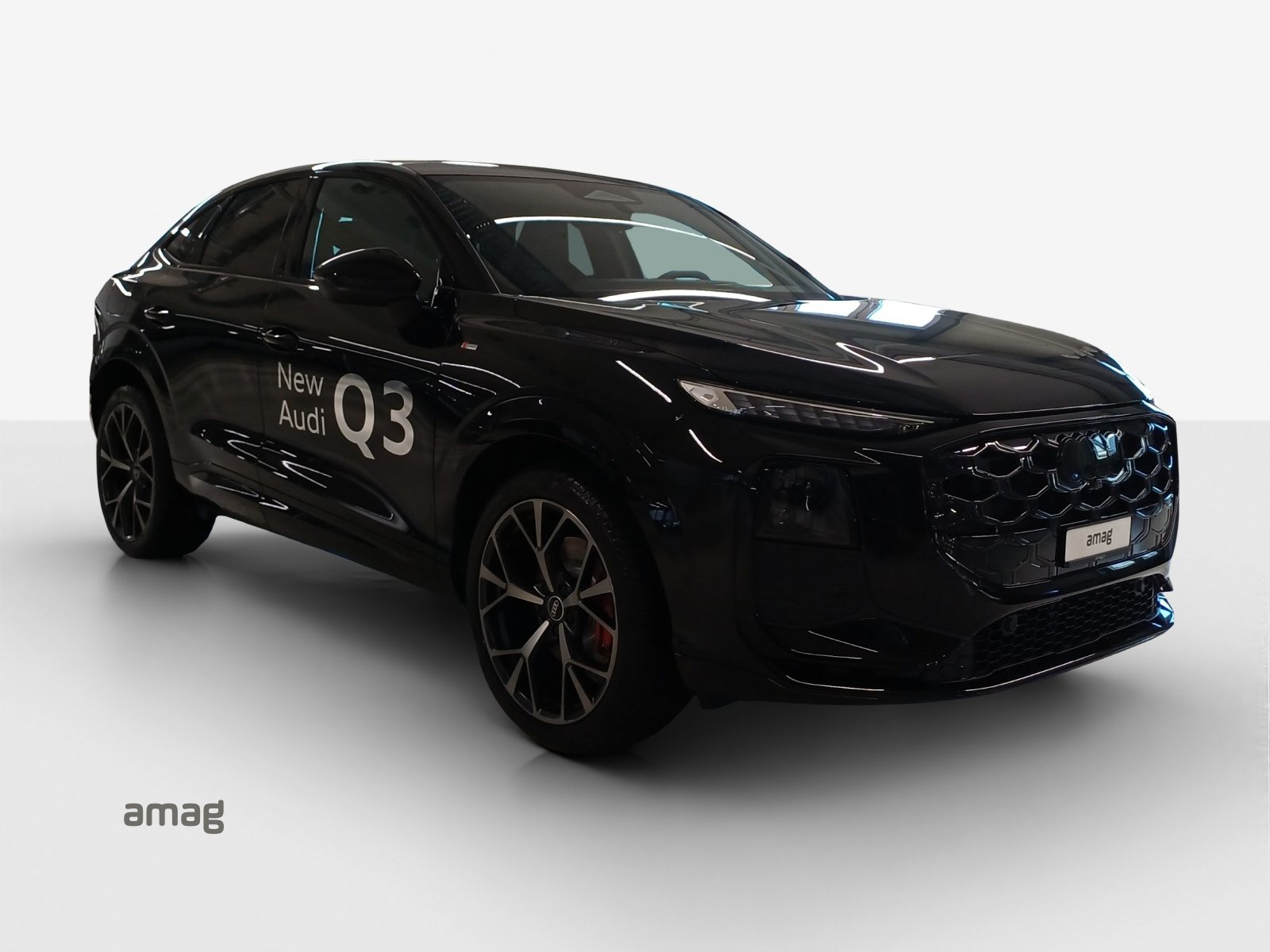 AUDI Q3 SB TFSI 195 kW, Petrol, Ex-demonstrator, Automatic - 6