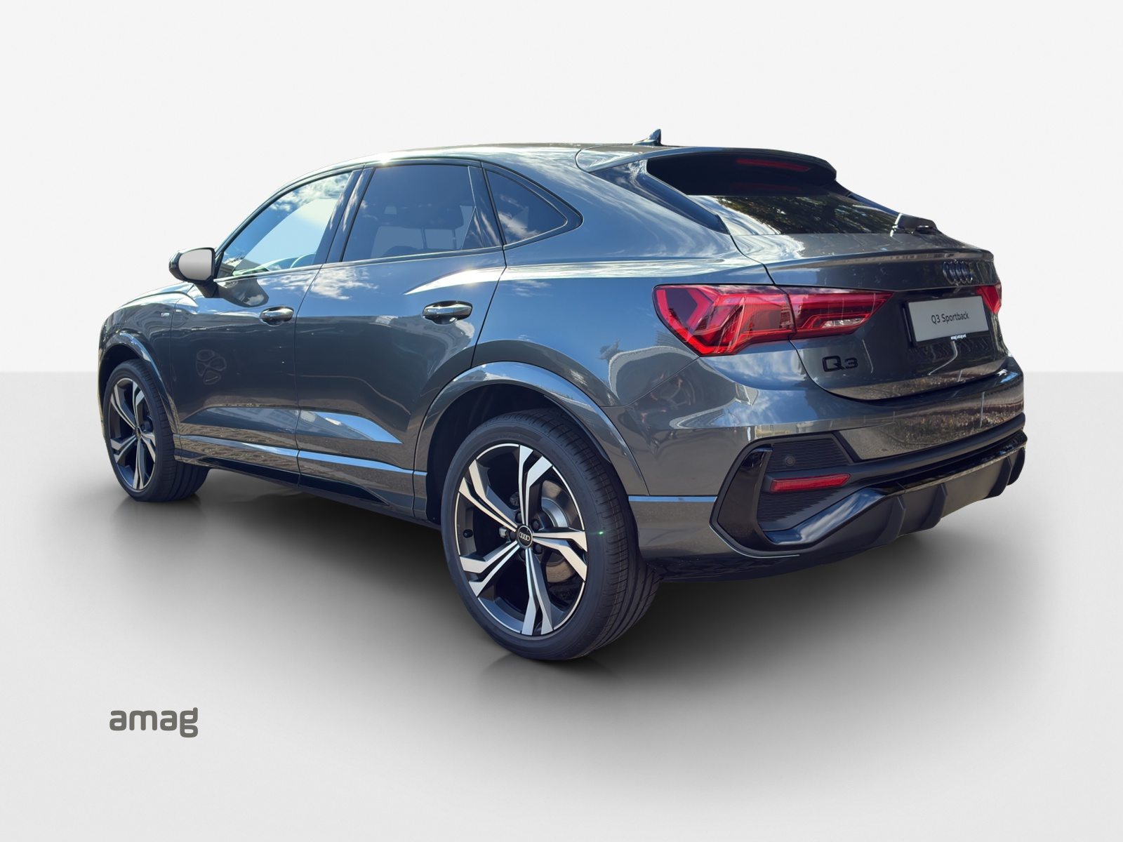 AUDI Q3 Sportback 35 TFSI S line Attraction, Petrol, Automatic - 3