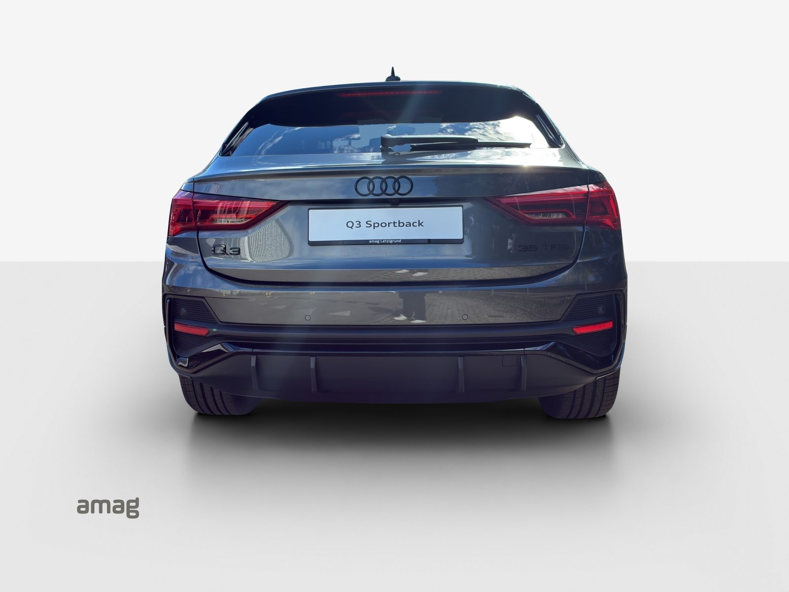AUDI Q3 Sportback 35 TFSI S line Attraction, Petrol, Automatic - 4