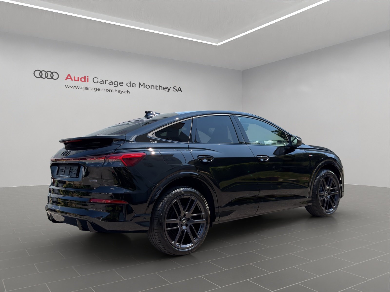 AUDI Q4 Sportback e-tron quattro performance Swiss Ski, Elettrica, Auto nuove, Automatico - 3