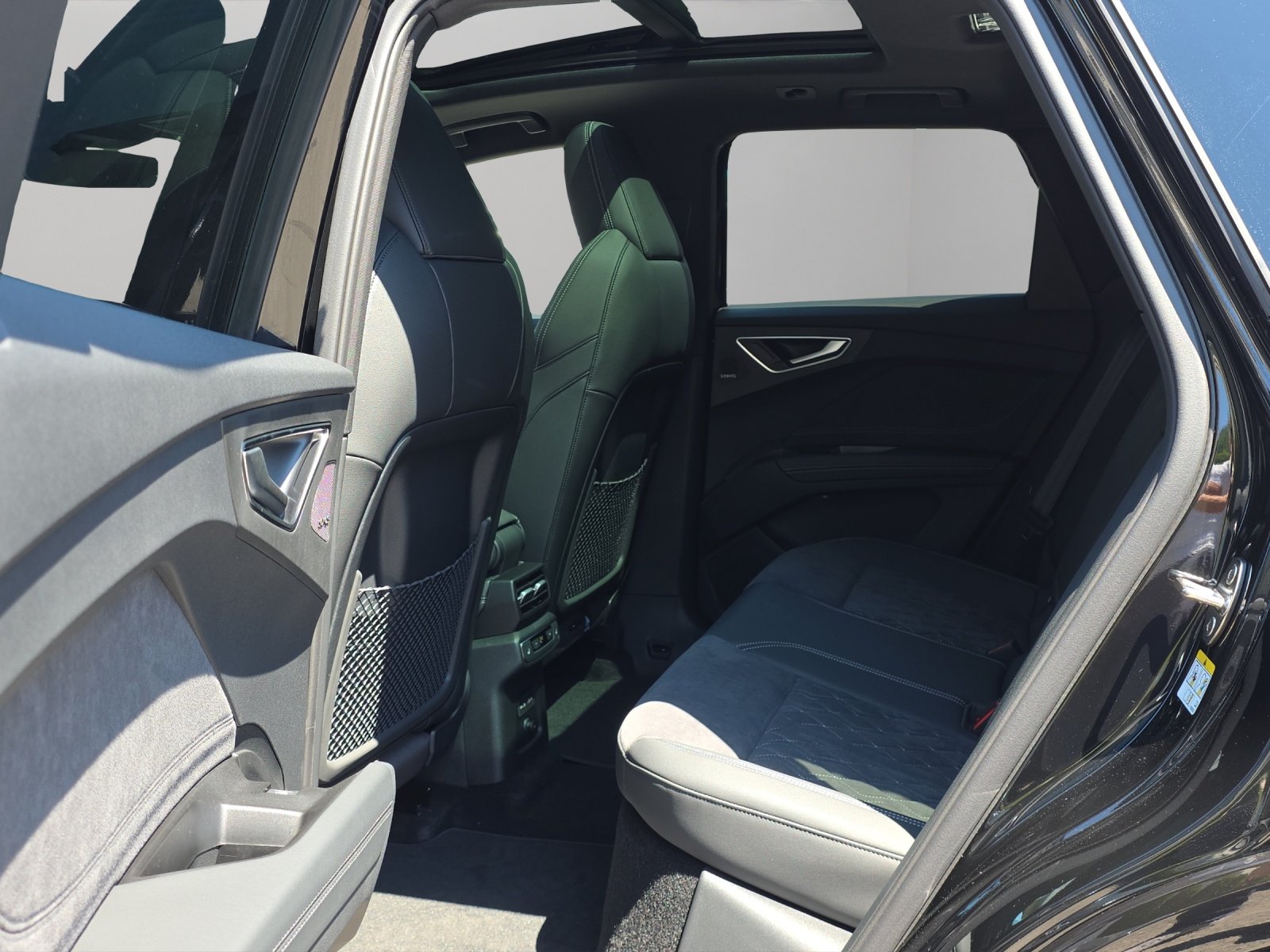 AUDI Q4 e-tron SUV quattro performance, Électrique, Voiture de démonstration, Automatique - 7