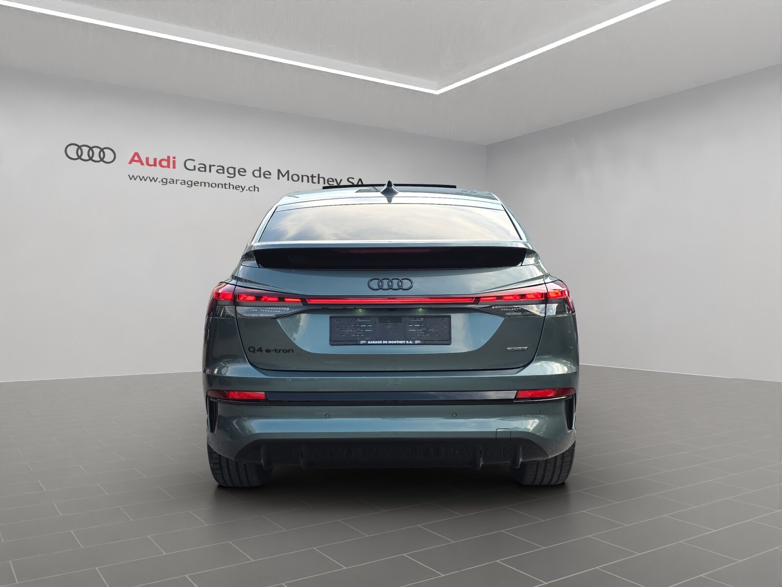 AUDI Q4 Sportback e-tron quattro performance Swiss Ski, Elektro, Vorführwagen, Automatik - 5