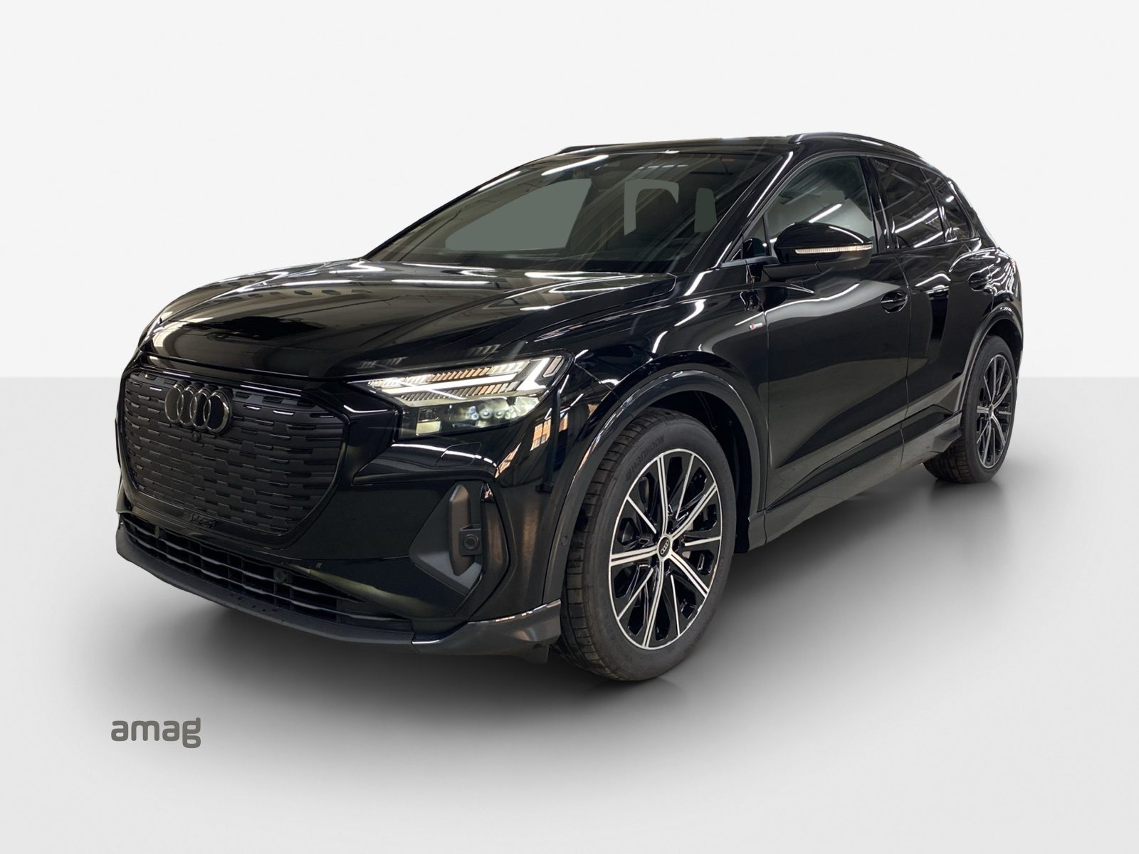 AUDI Q4 45 e-tron quattro Attraction