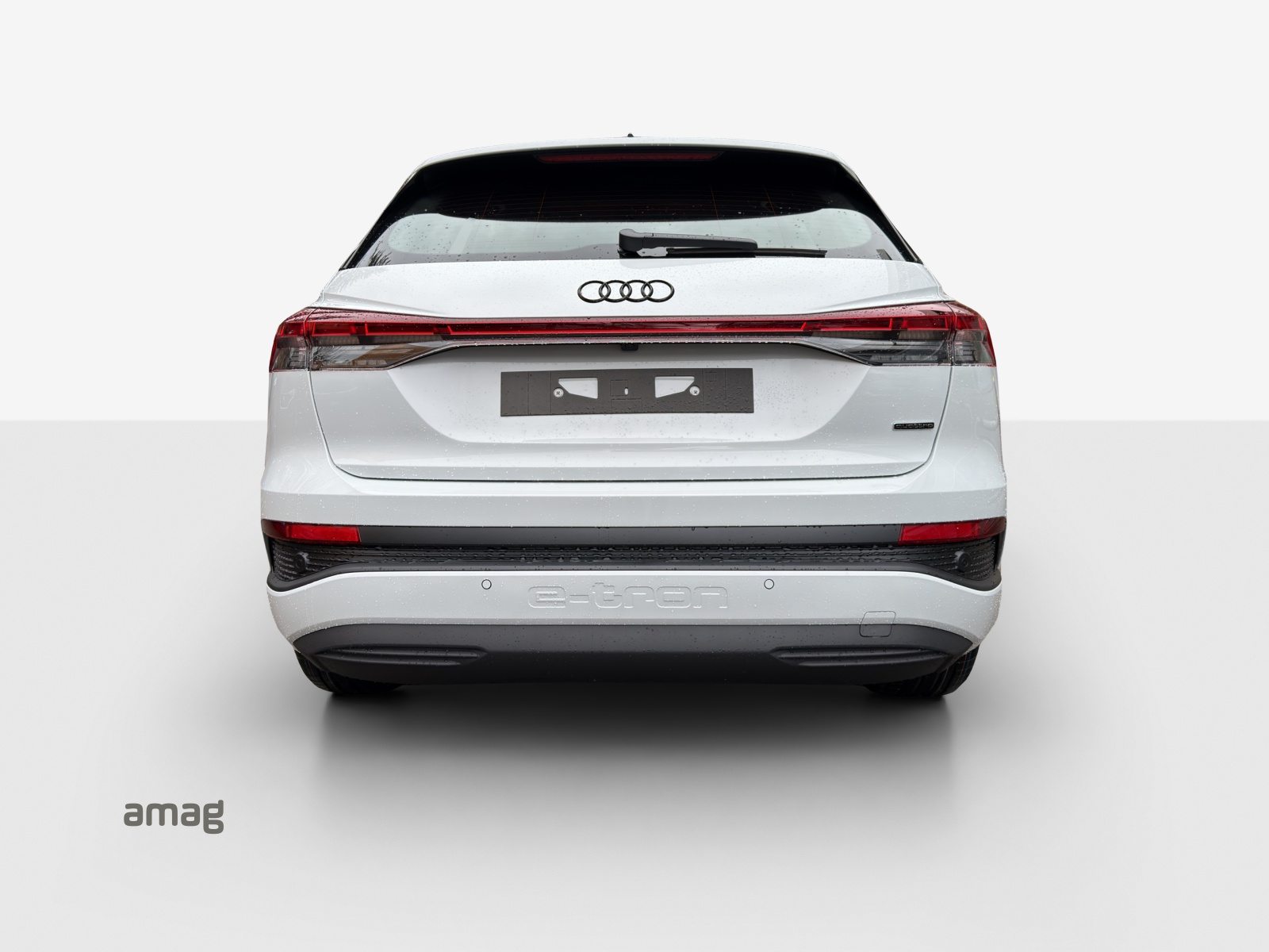 AUDI Q4 45 e-tron quattro Edition Swiss-Ski, Électrique, Voiture nouvelle, Automatique - 4