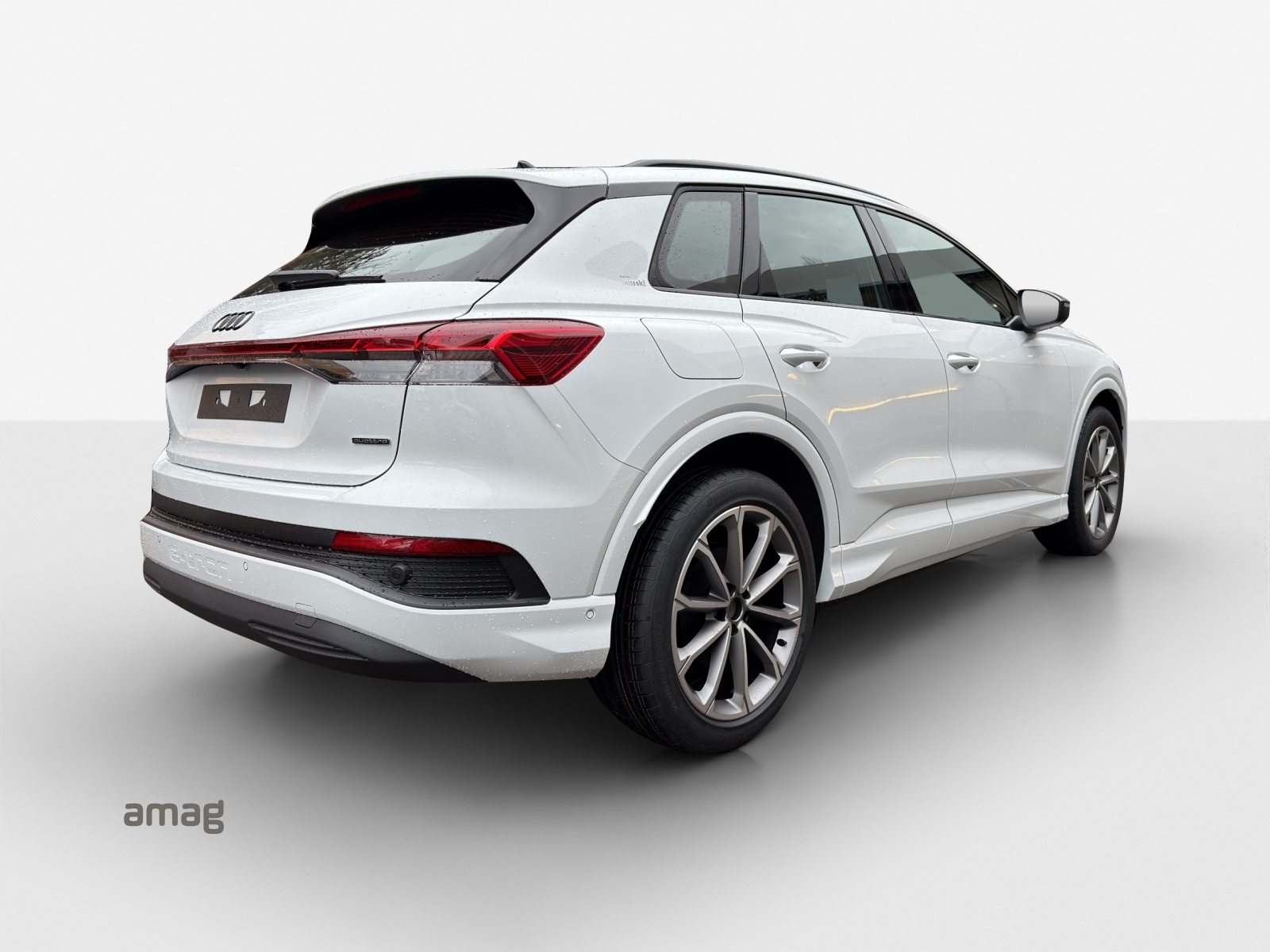 AUDI Q4 45 e-tron quattro Edition Swiss-Ski, Électrique, Voiture nouvelle, Automatique - 5