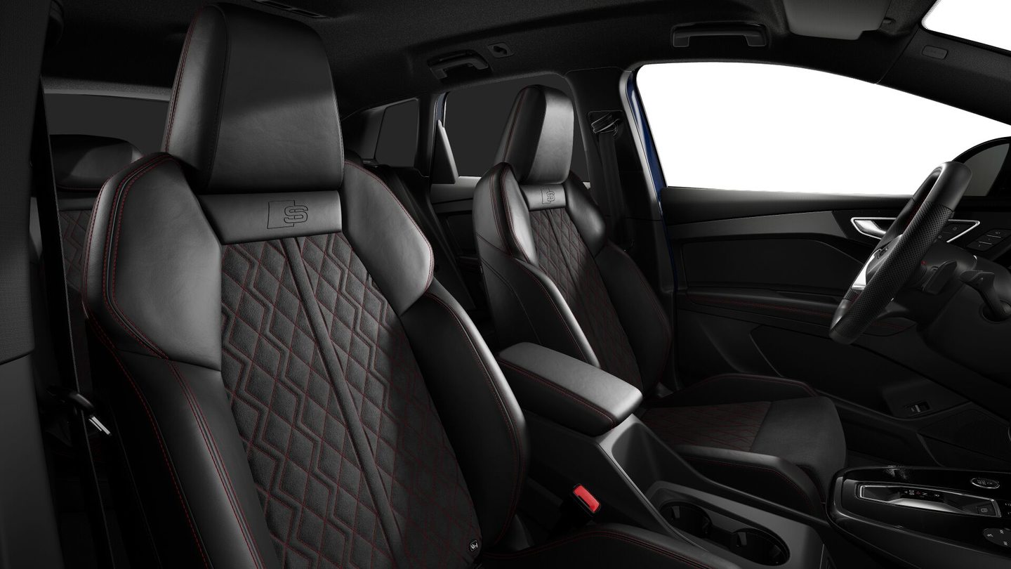 AUDI Q4 45 e-tron quattro Edition Swiss-Ski, Electric, New car, Automatic - 6
