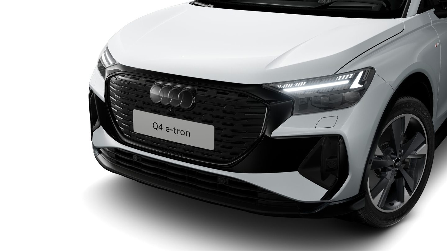 AUDI Q4 45 e-tron quattro Edition Swiss-Ski, Électrique, Voiture nouvelle, Automatique - 2