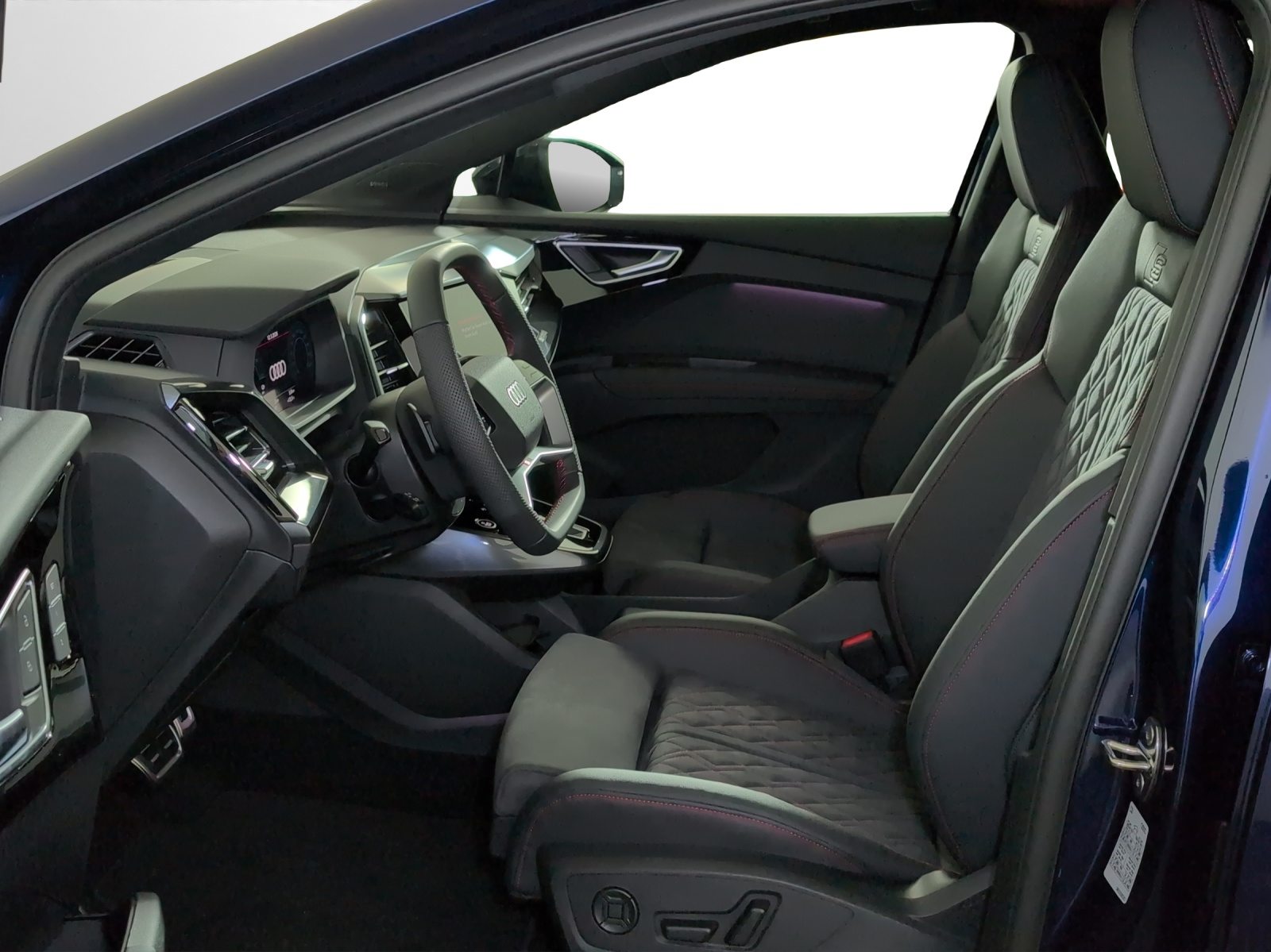 AUDI Q4 45 e-tron quattro Edition Swiss-Ski, Elektro, Neuwagen, Automatik - 6